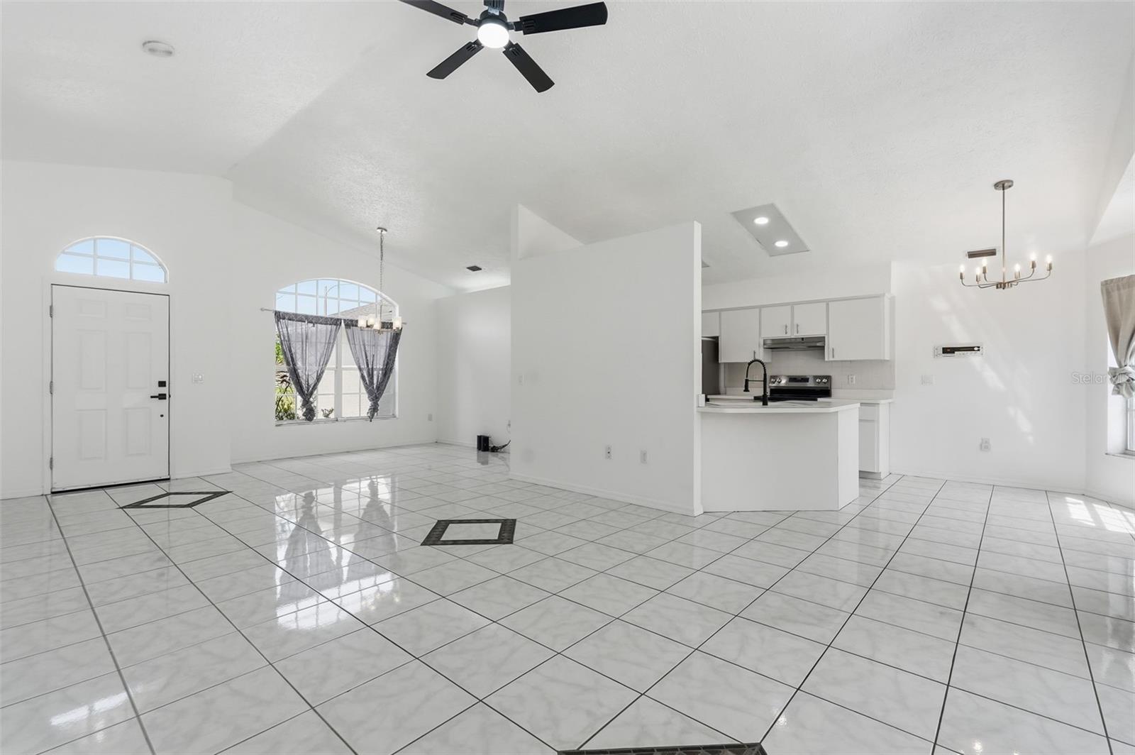 Image 8 of 36 For 10542 Bucks Run