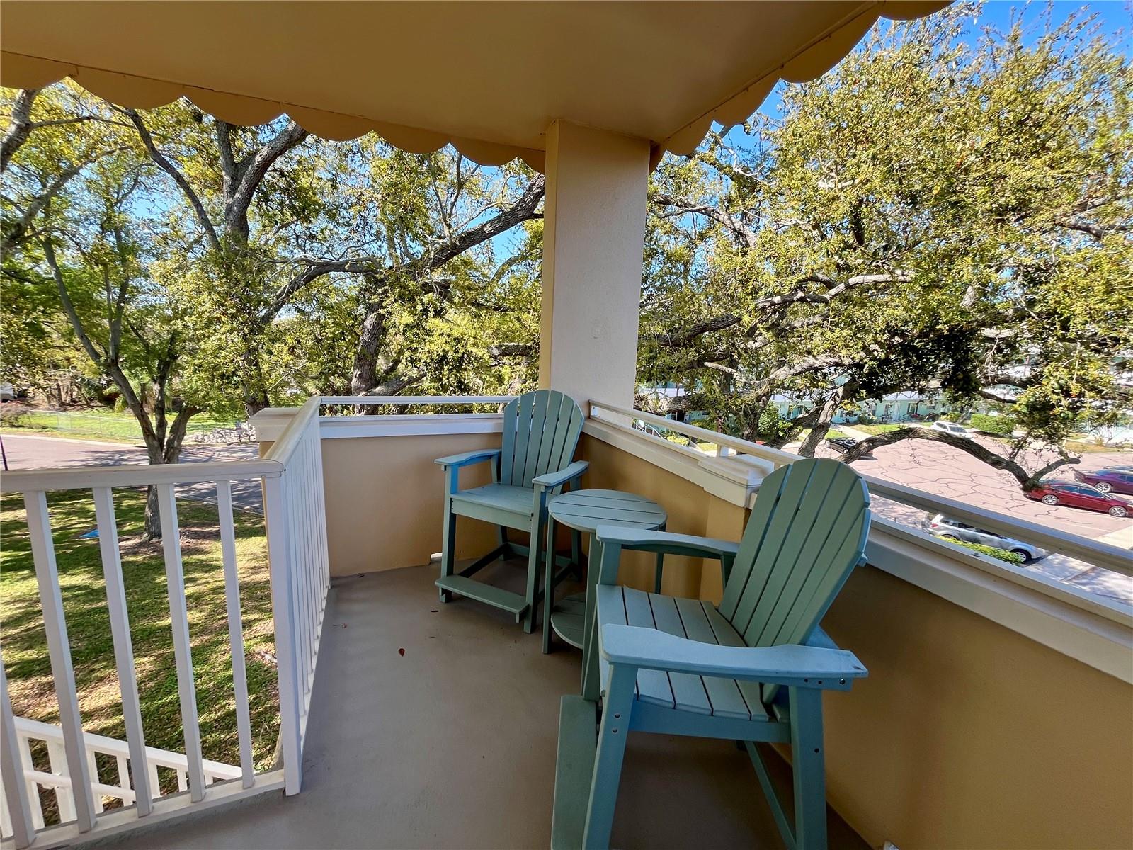 Image 4 of 45 For 2041 Australia Way W 49