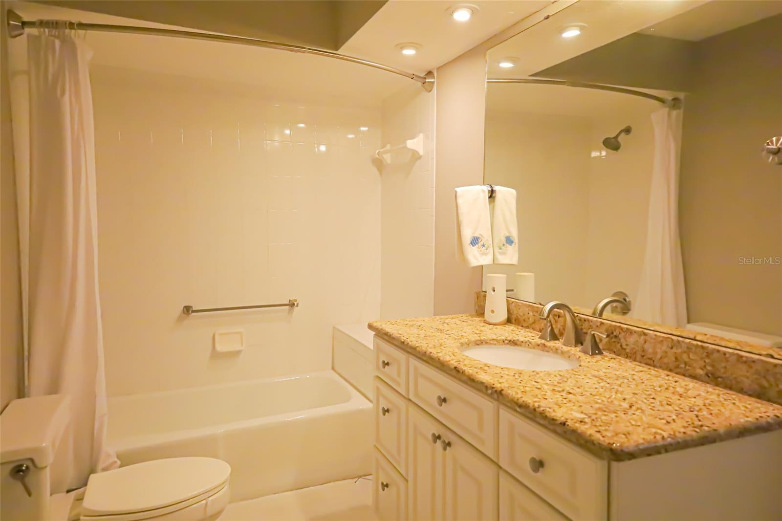 Image 18 of 38 For 1690 Waxwing Court