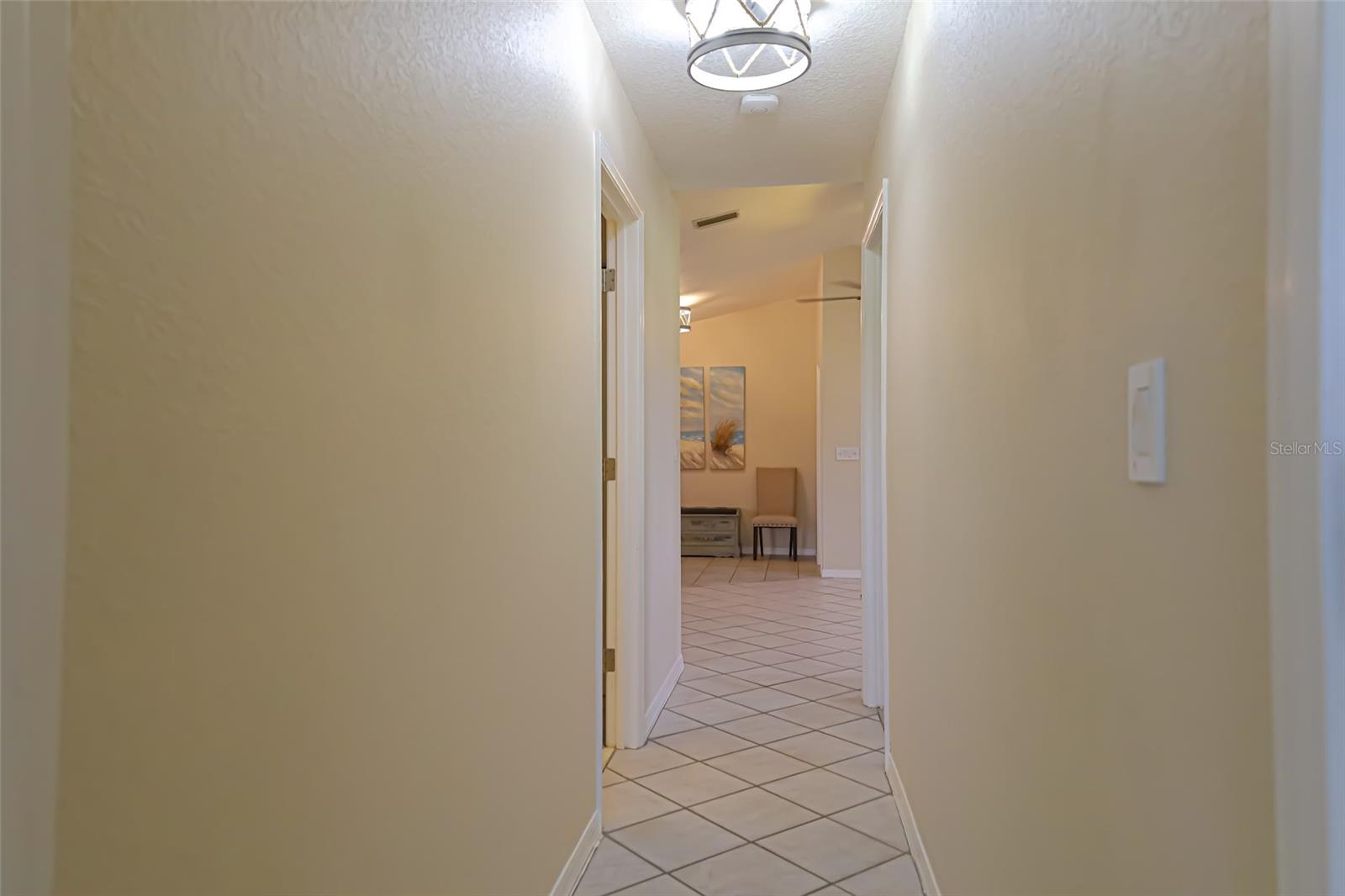 Image 4 of 38 For 1690 Waxwing Court