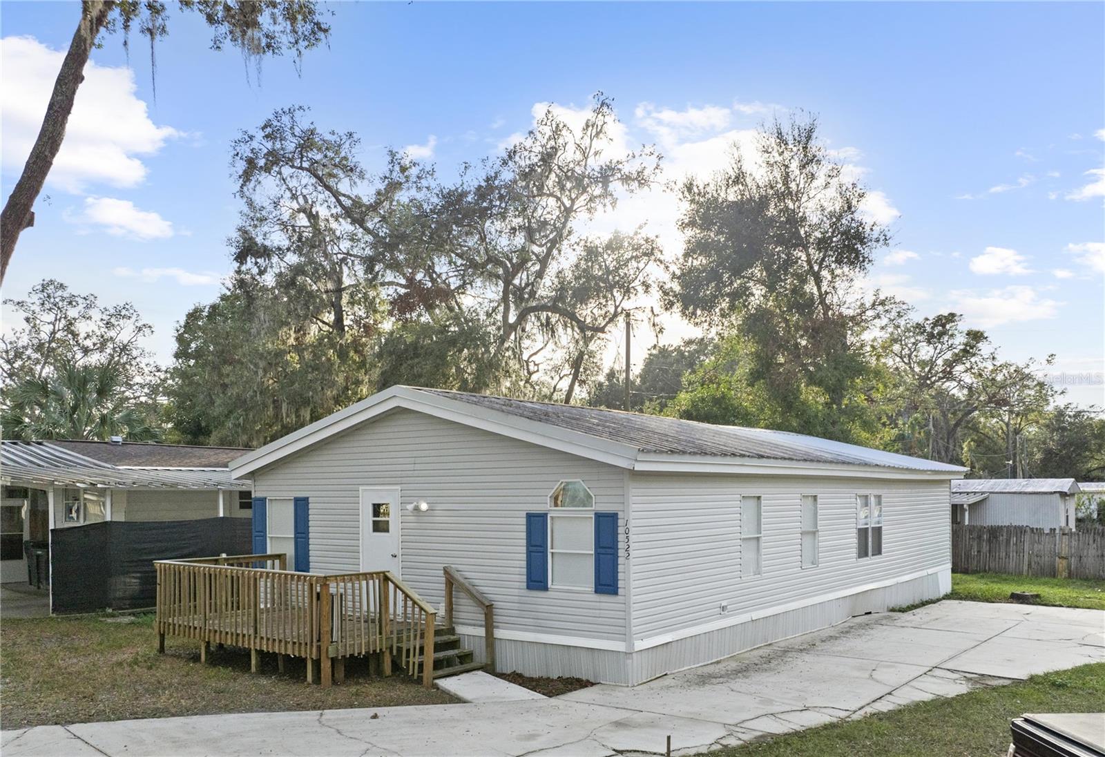 Image 26 of 30 For 10522 Bay Hills Circle