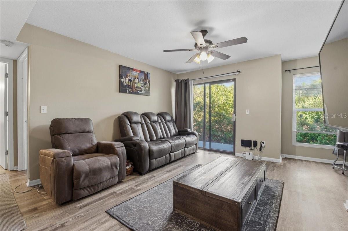 Image 13 of 52 For 455 Alt 19 S 151