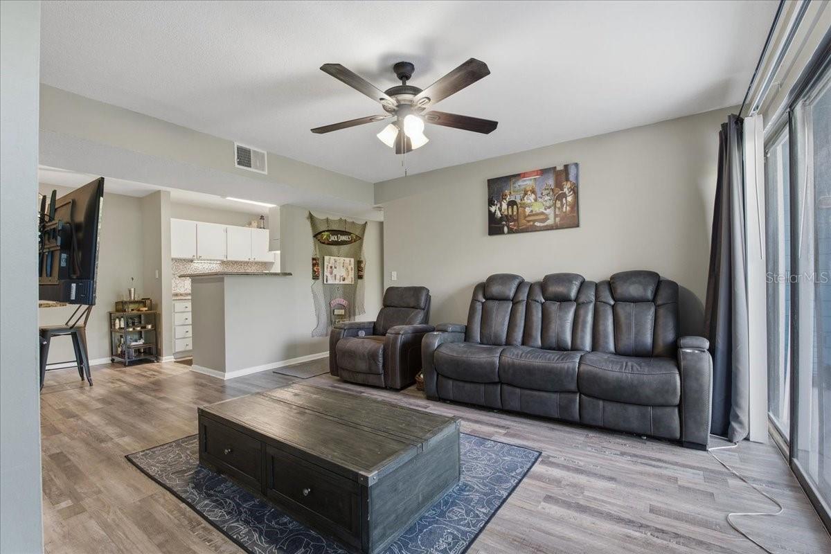 Image 16 of 52 For 455 Alt 19 S 151