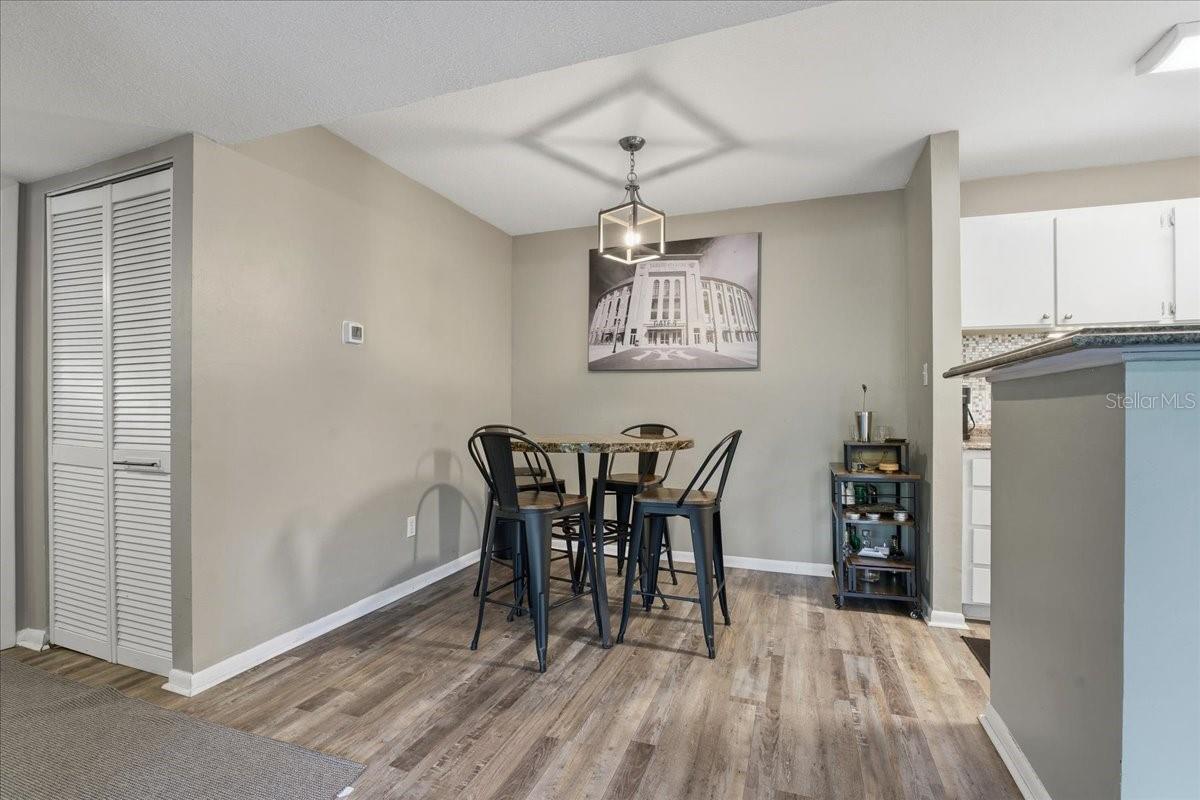 Image 17 of 52 For 455 Alt 19 S 151