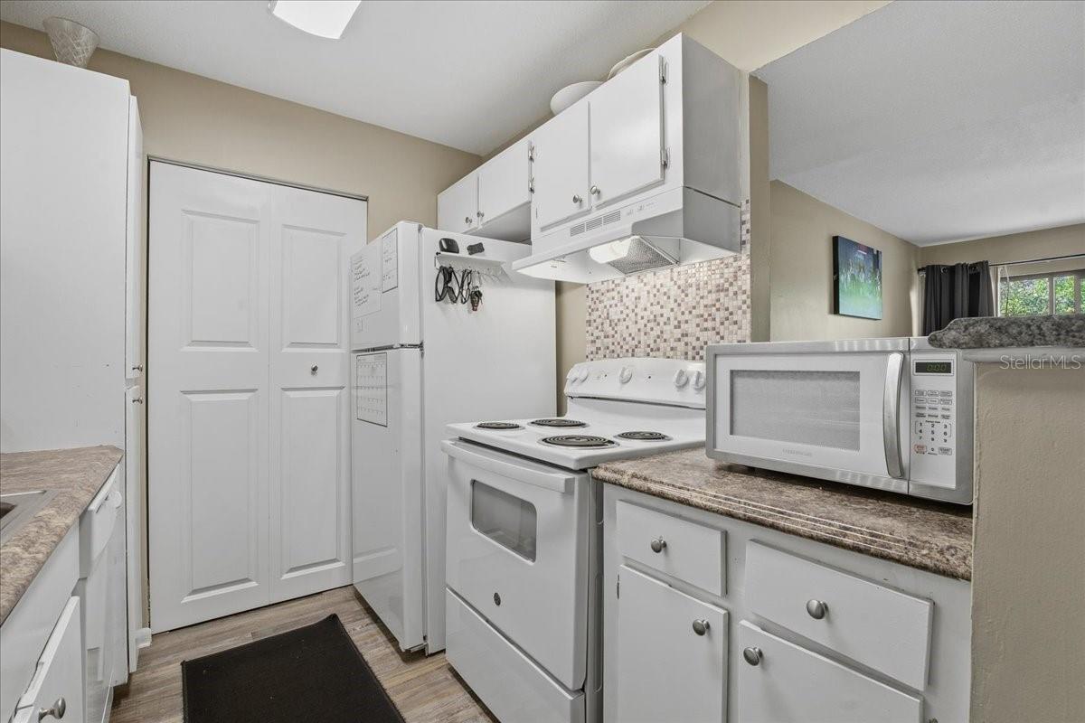 Image 20 of 52 For 455 Alt 19 S 151