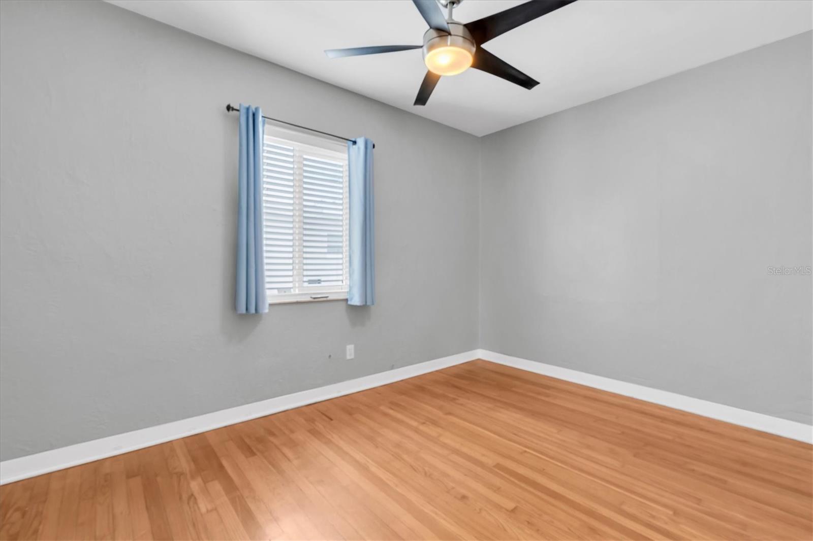 Image 20 of 44 For 200 62nd Street N