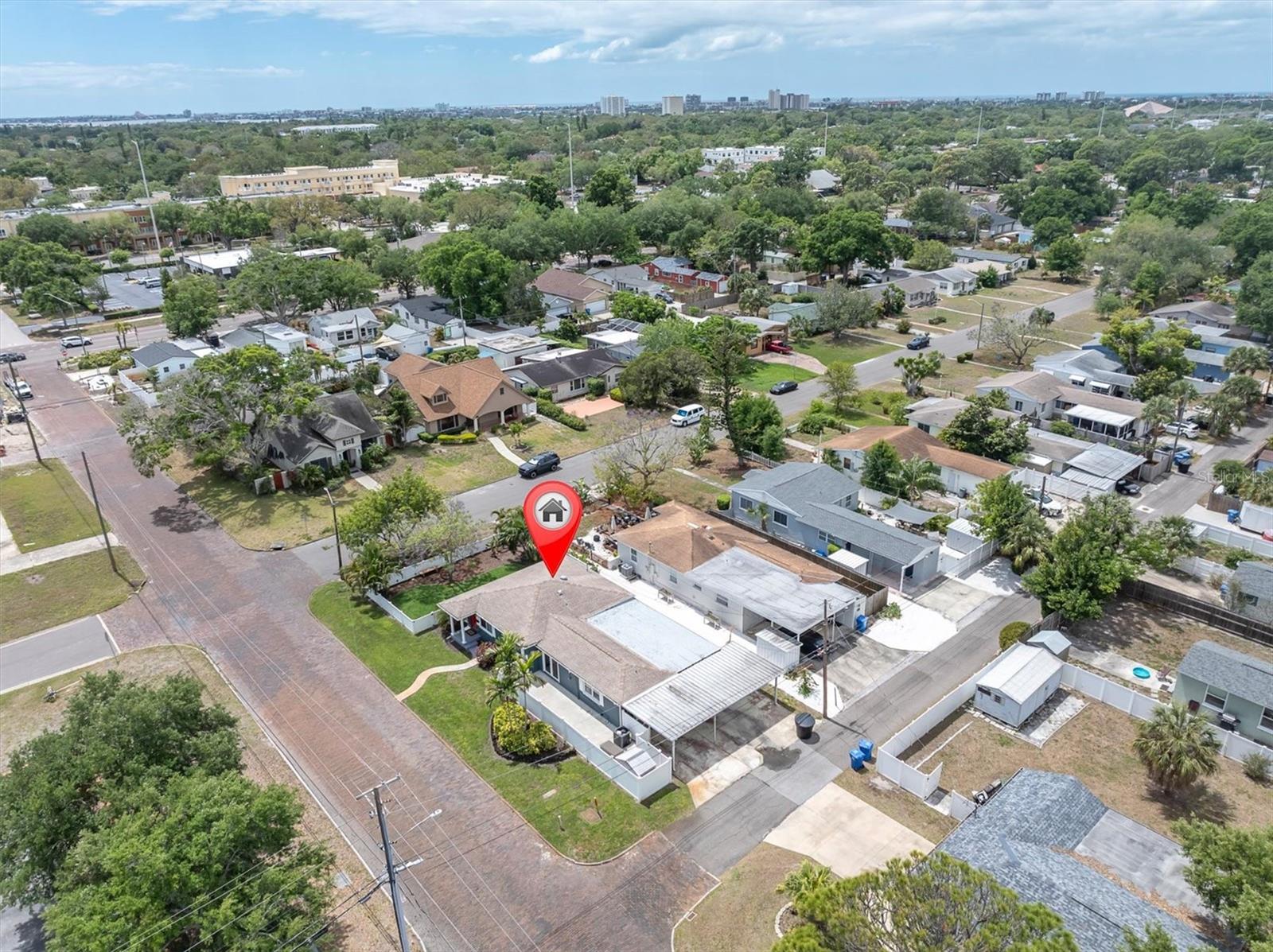 Image 37 of 44 For 200 62nd Street N