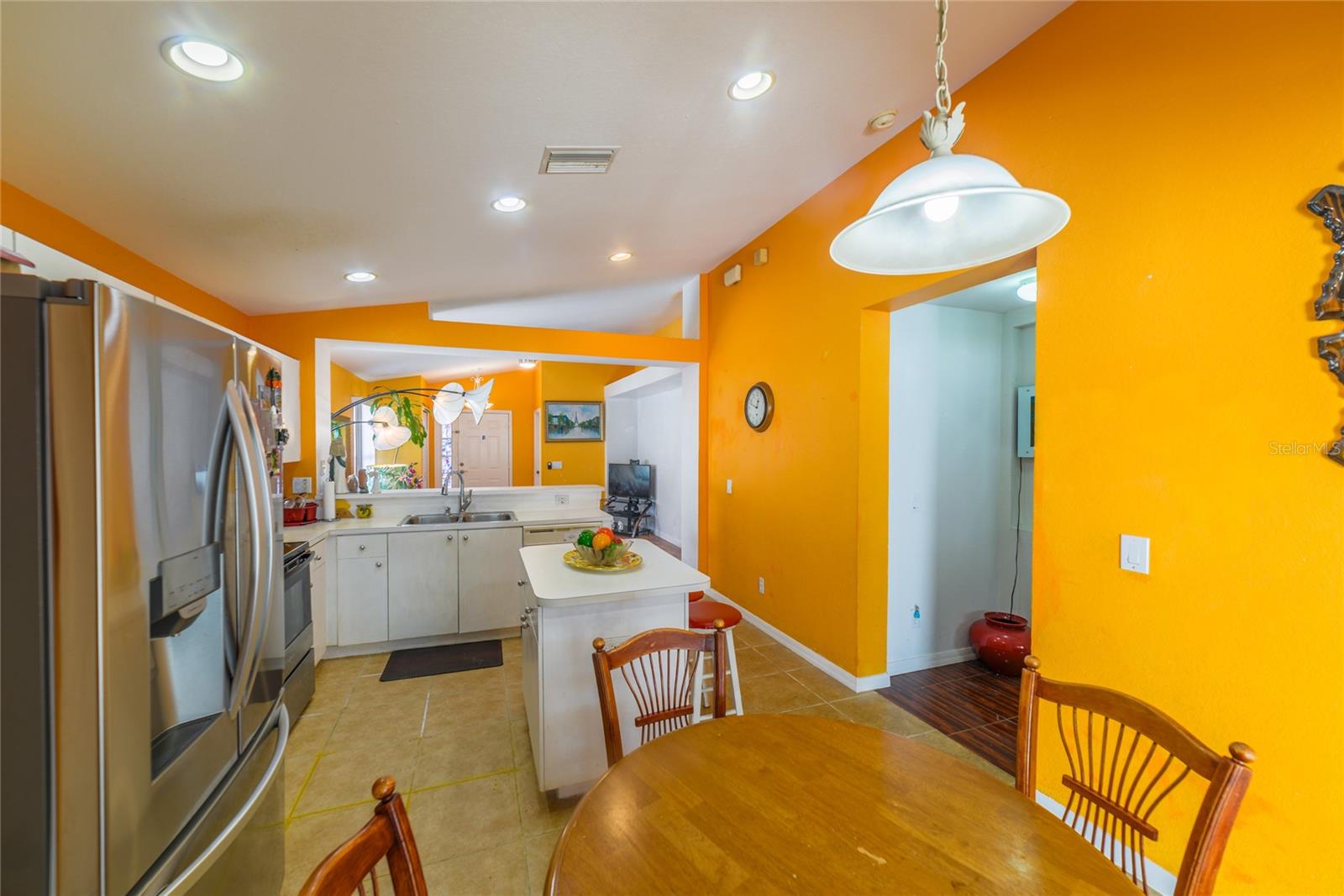 Listing photo id 8 for 11351 Cocoa Beach Drive