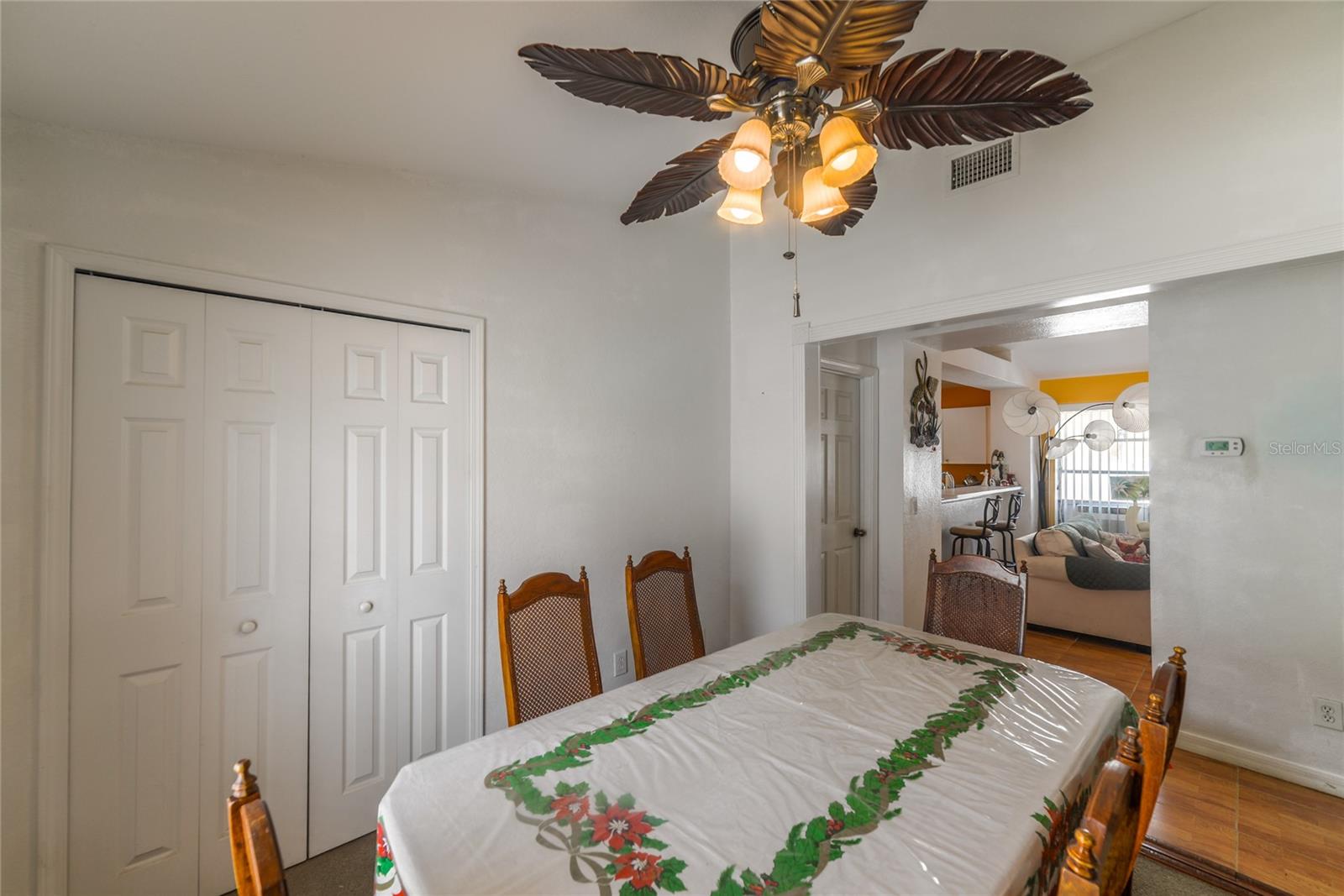 Listing photo id 11 for 11351 Cocoa Beach Drive