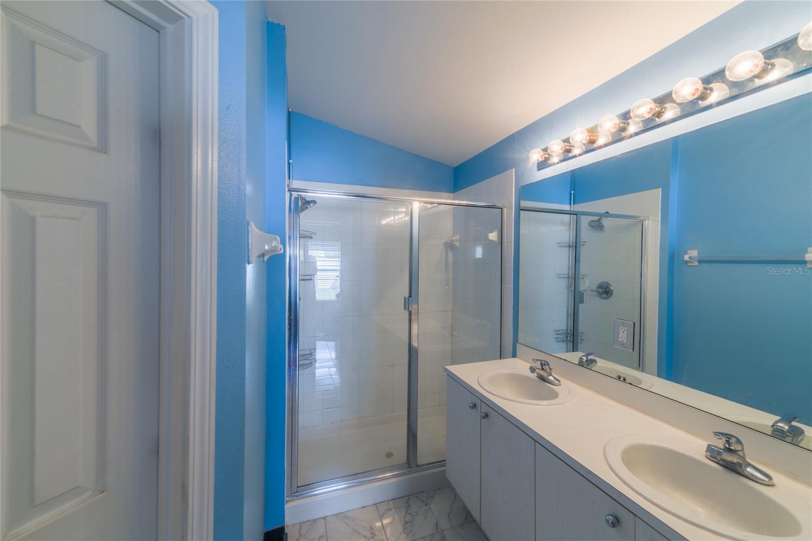 Listing photo id 20 for 11351 Cocoa Beach Drive