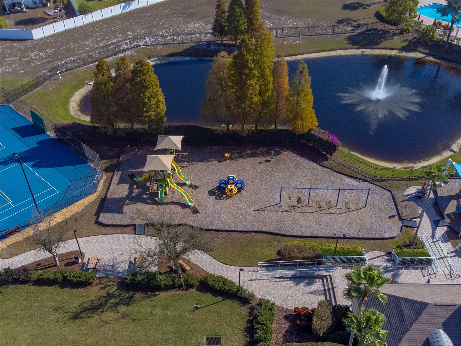 Listing photo id 44 for 11351 Cocoa Beach Drive