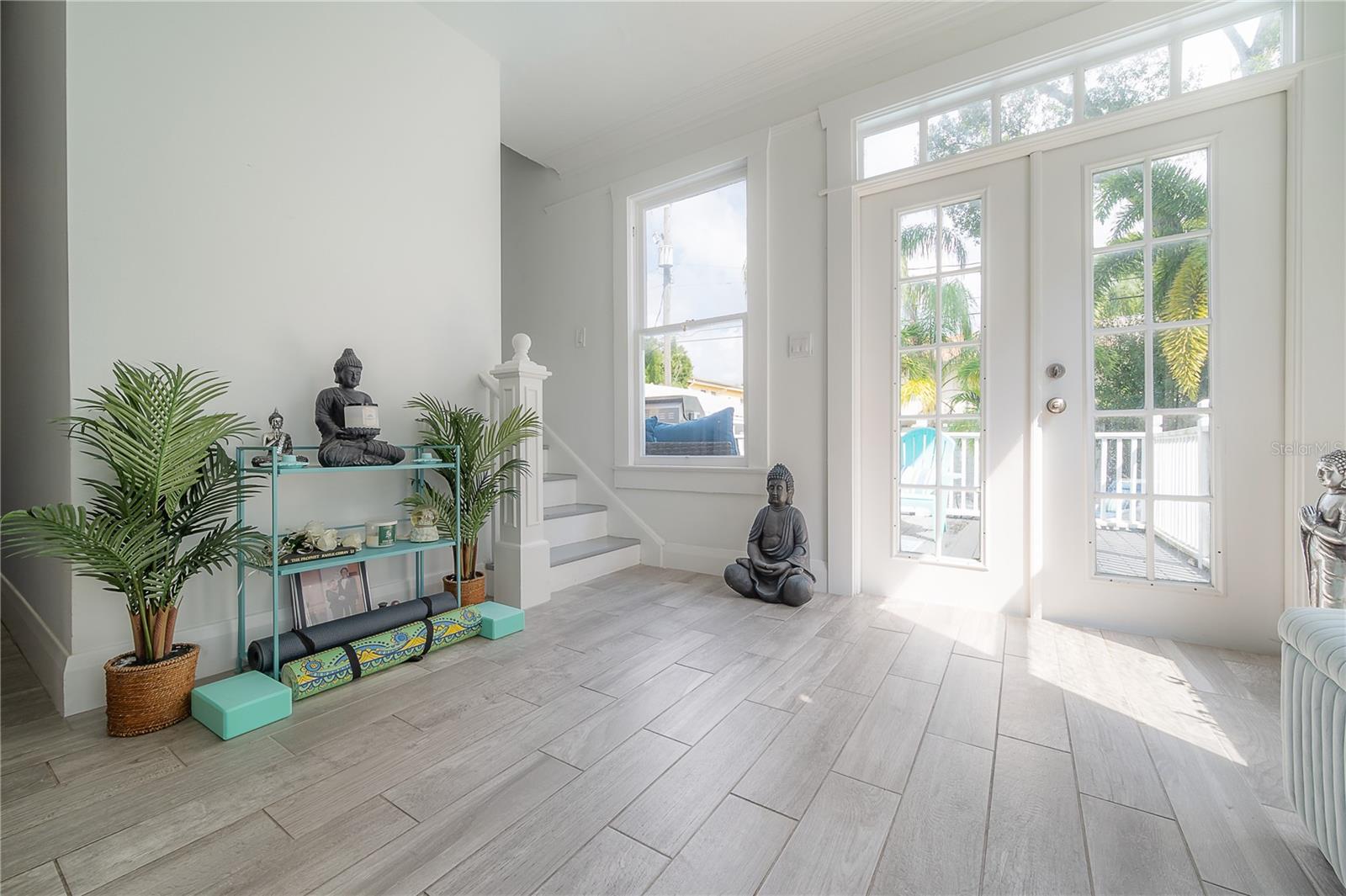 Image 30 of 51 For 2921 El Prado Boulevard 2921