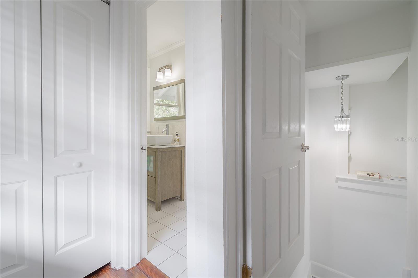 Image 35 of 51 For 2921 El Prado Boulevard 2921