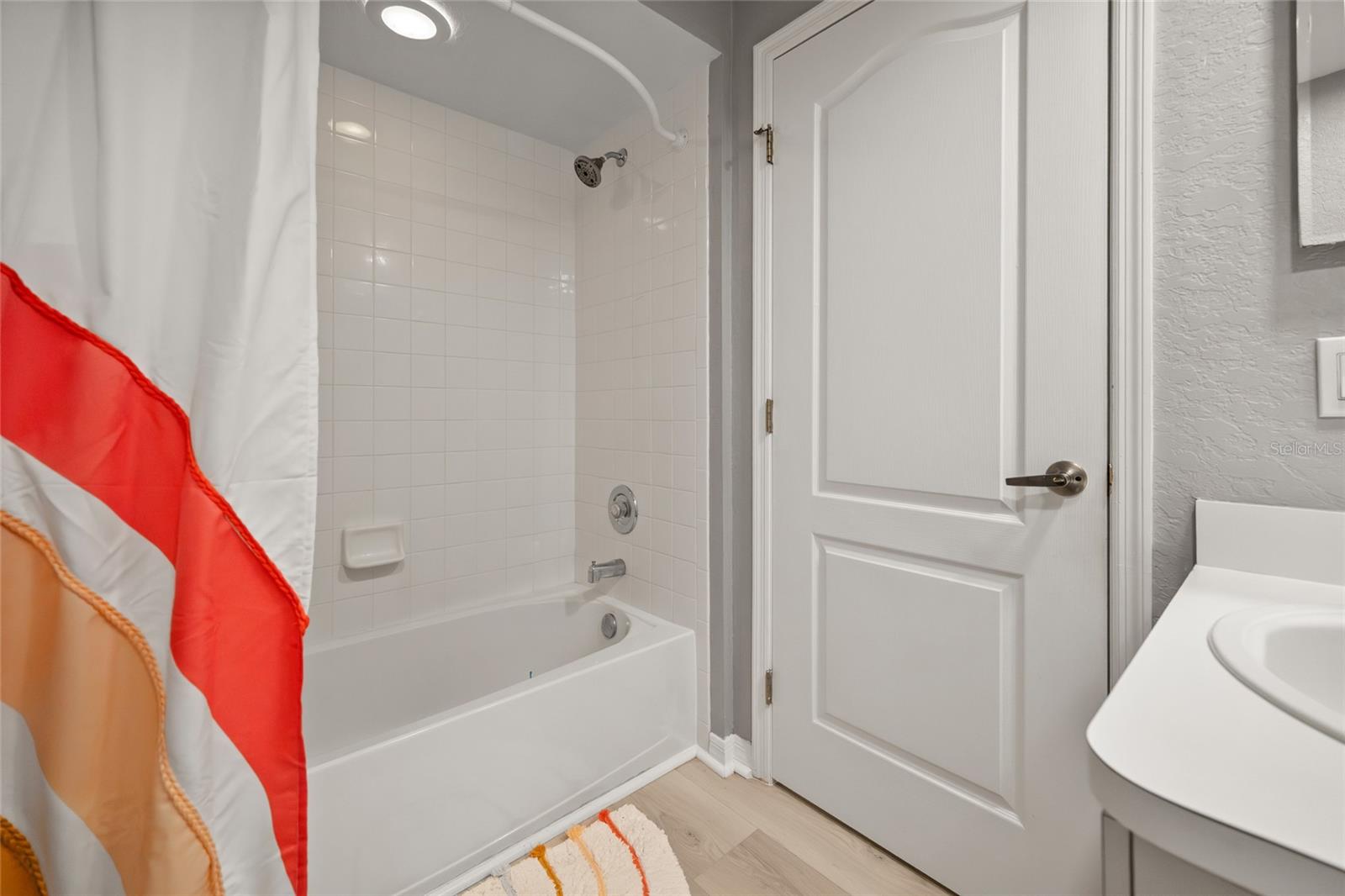 Image 27 of 41 For 21523 Woodstork Lane