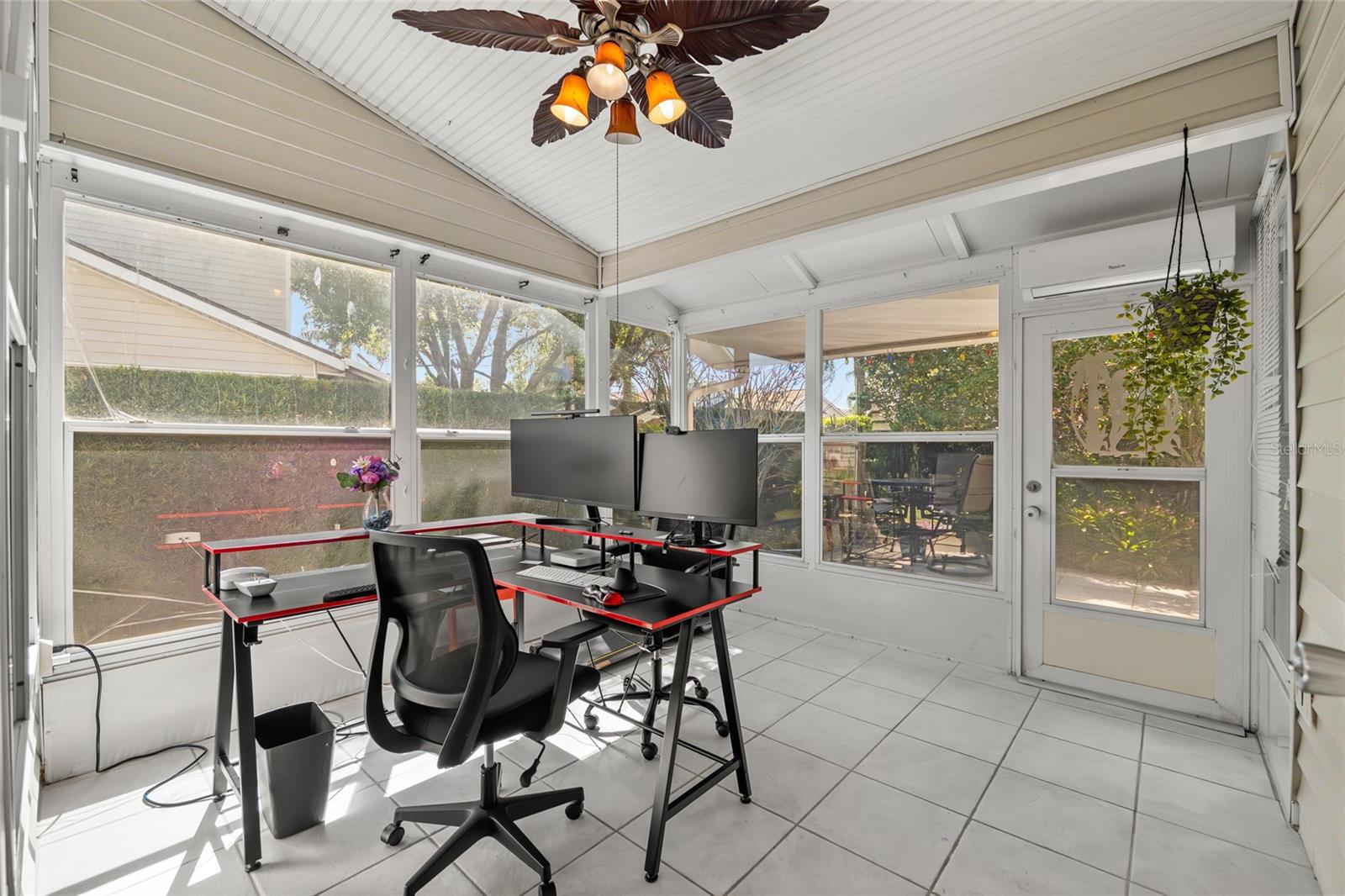 Image 29 of 41 For 21523 Woodstork Lane