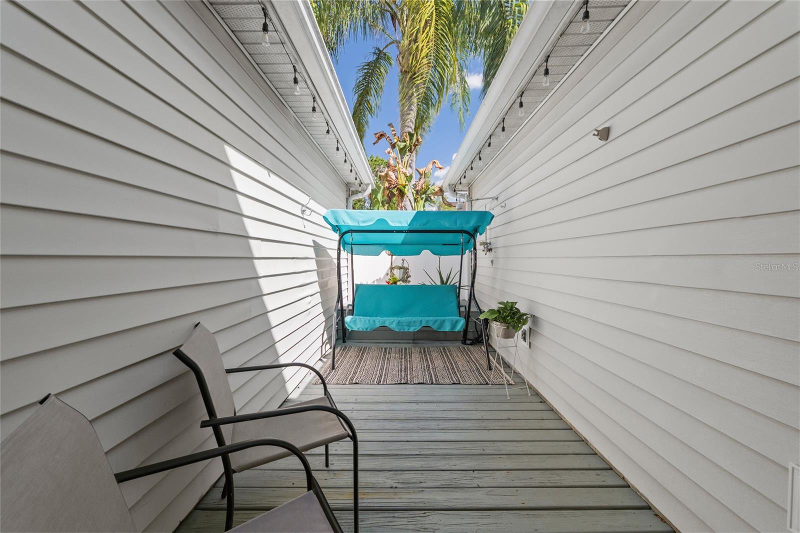 Image 31 of 41 For 21523 Woodstork Lane