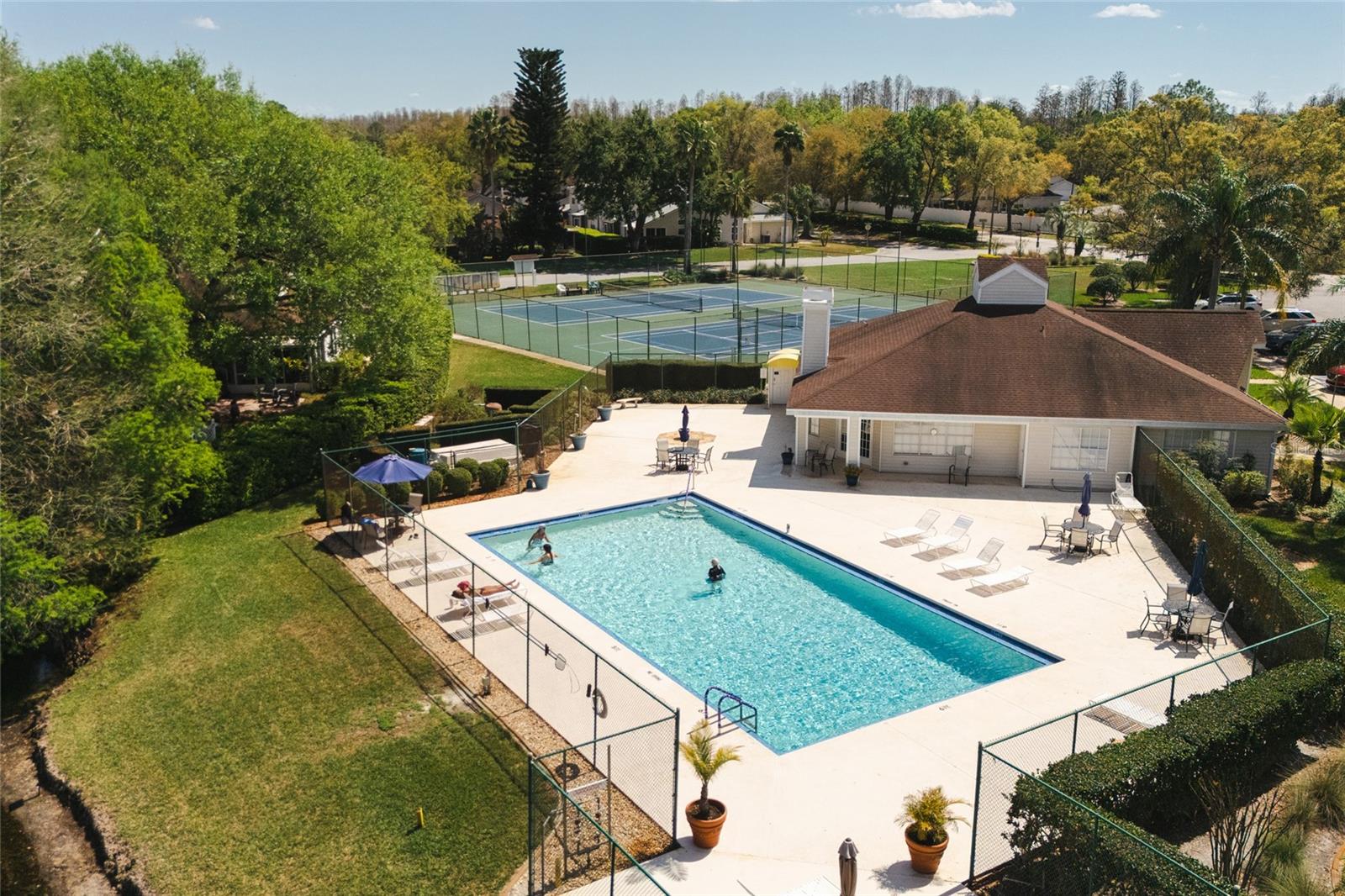 Image 35 of 41 For 21523 Woodstork Lane