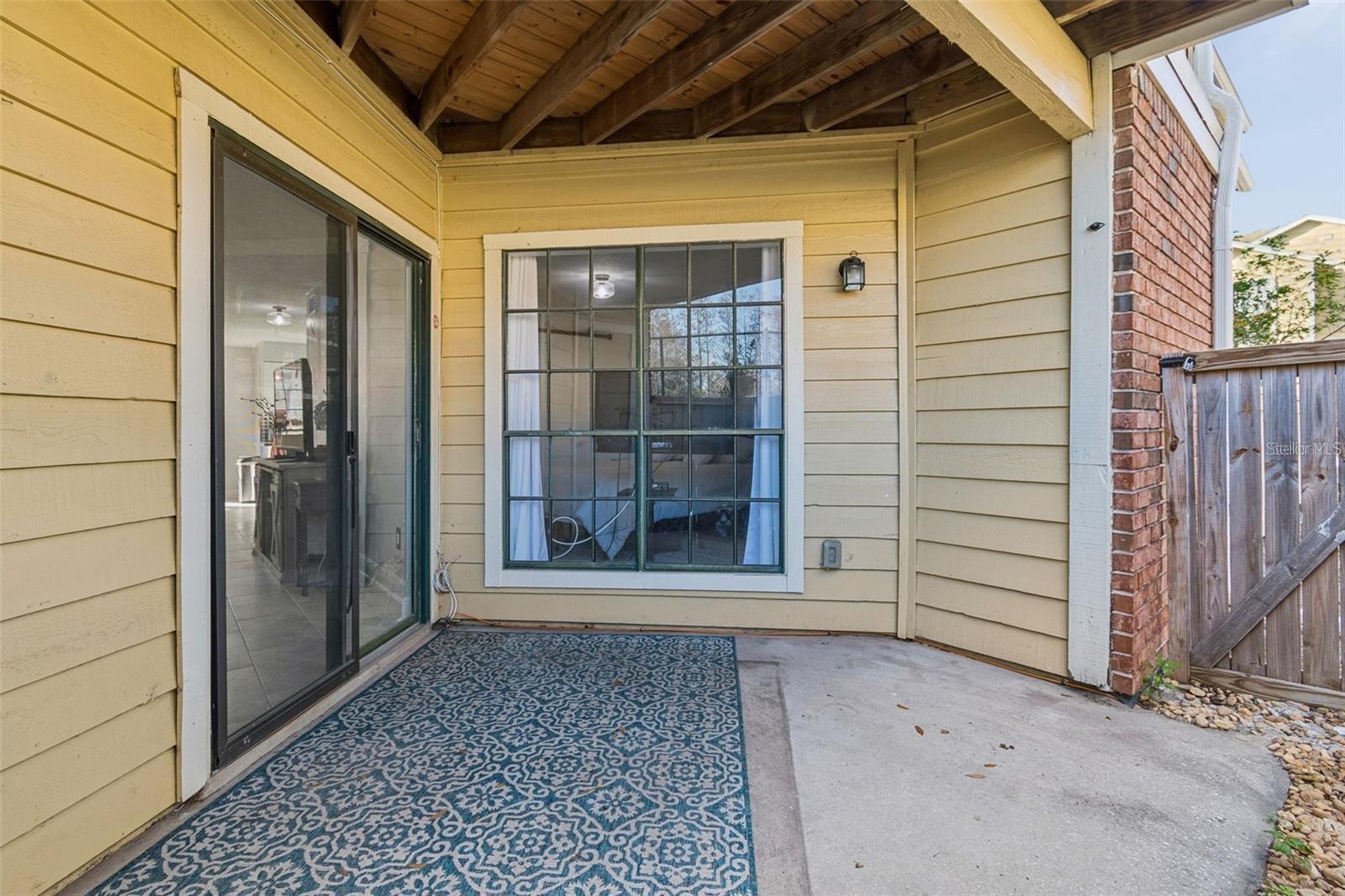 Image 25 of 46 For 8630 Mallard Reserve Drive 105