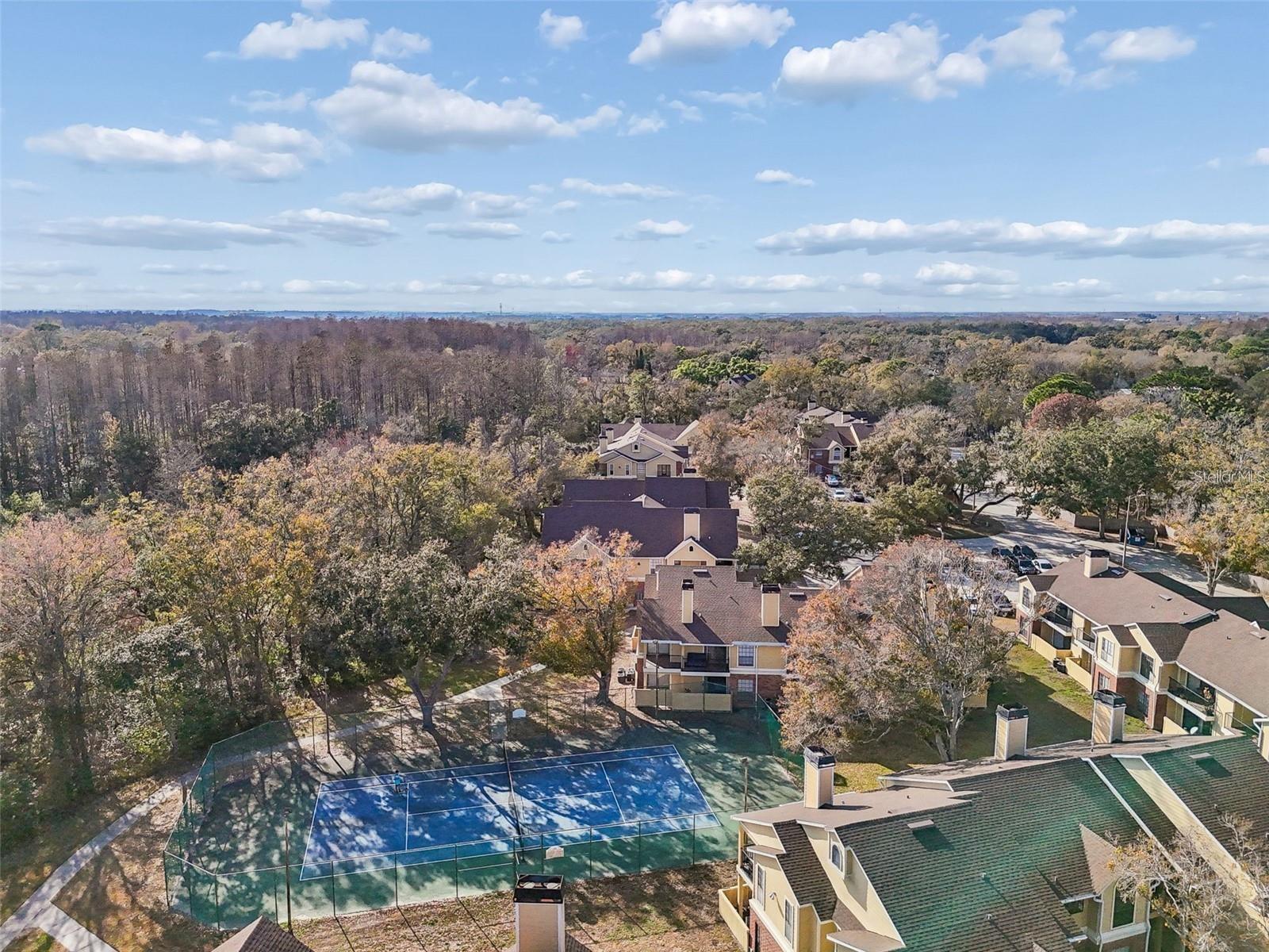 Image 34 of 46 For 8630 Mallard Reserve Drive 105