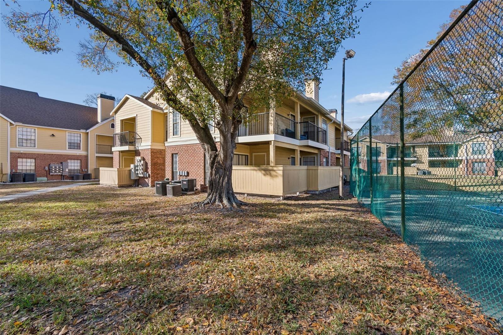 Image 40 of 46 For 8630 Mallard Reserve Drive 105