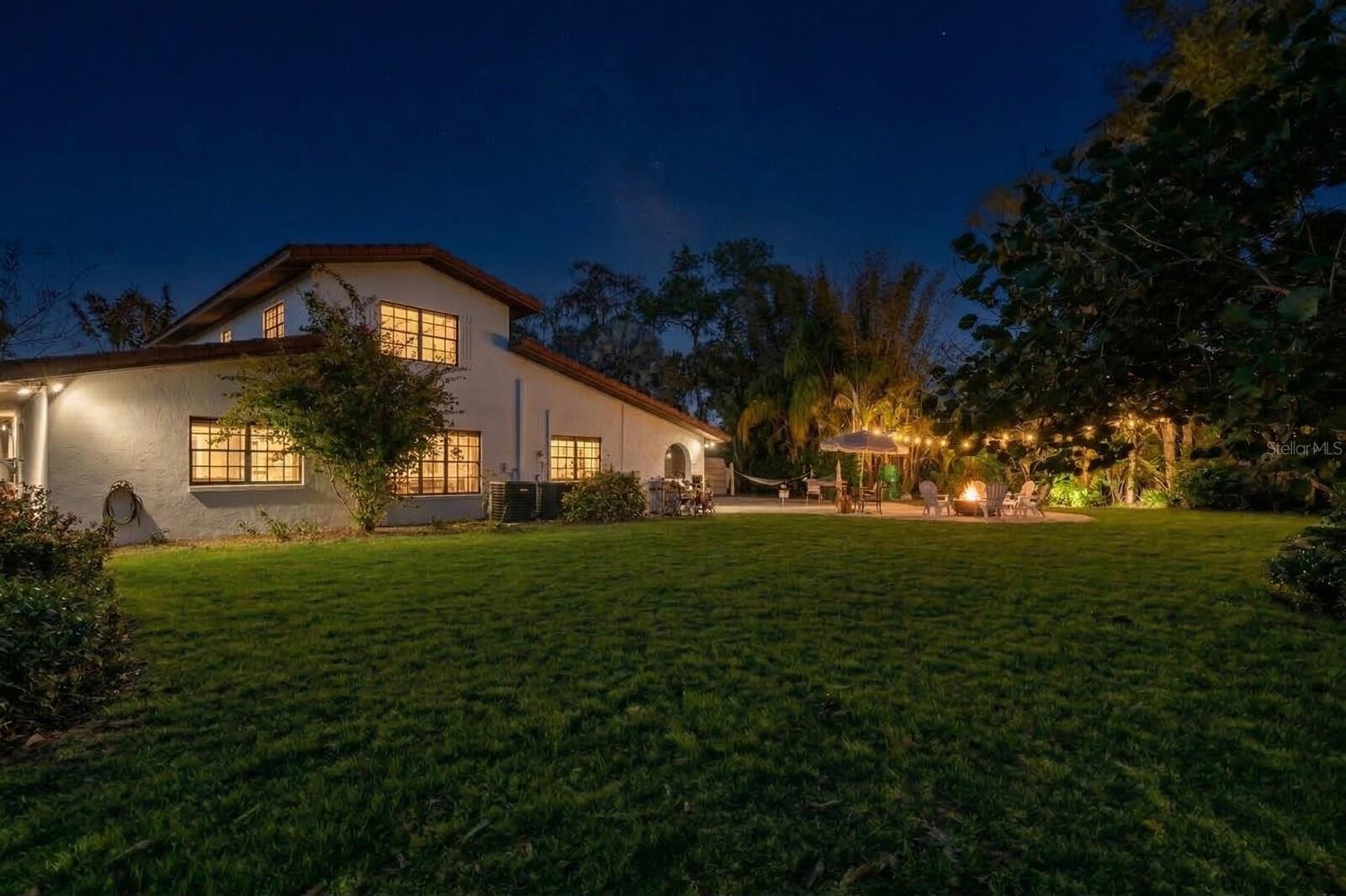 Listing photo id 42 for 7915 Flowerfield Drive