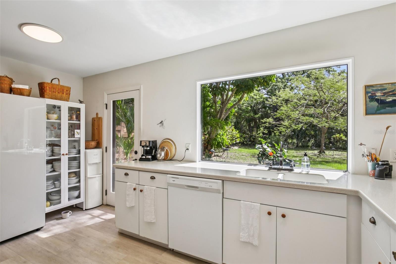 Image 17 of 55 For 2411 Pheasant Ln