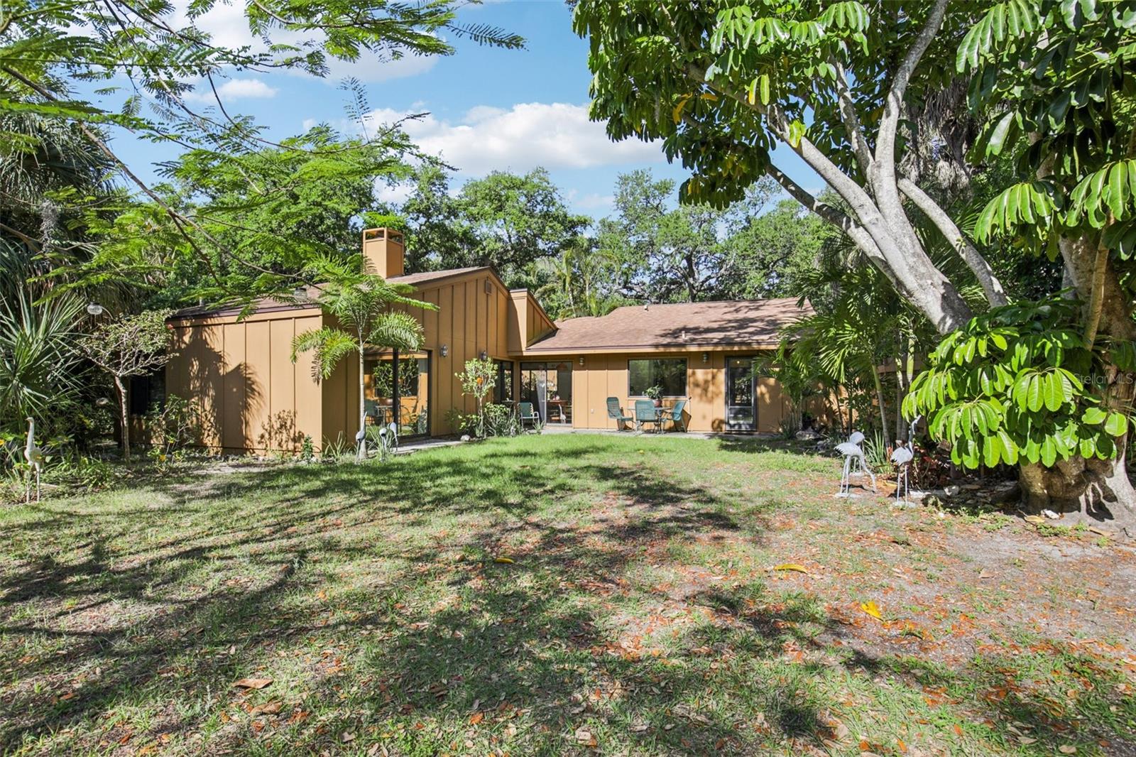 Image 36 of 55 For 2411 Pheasant Ln