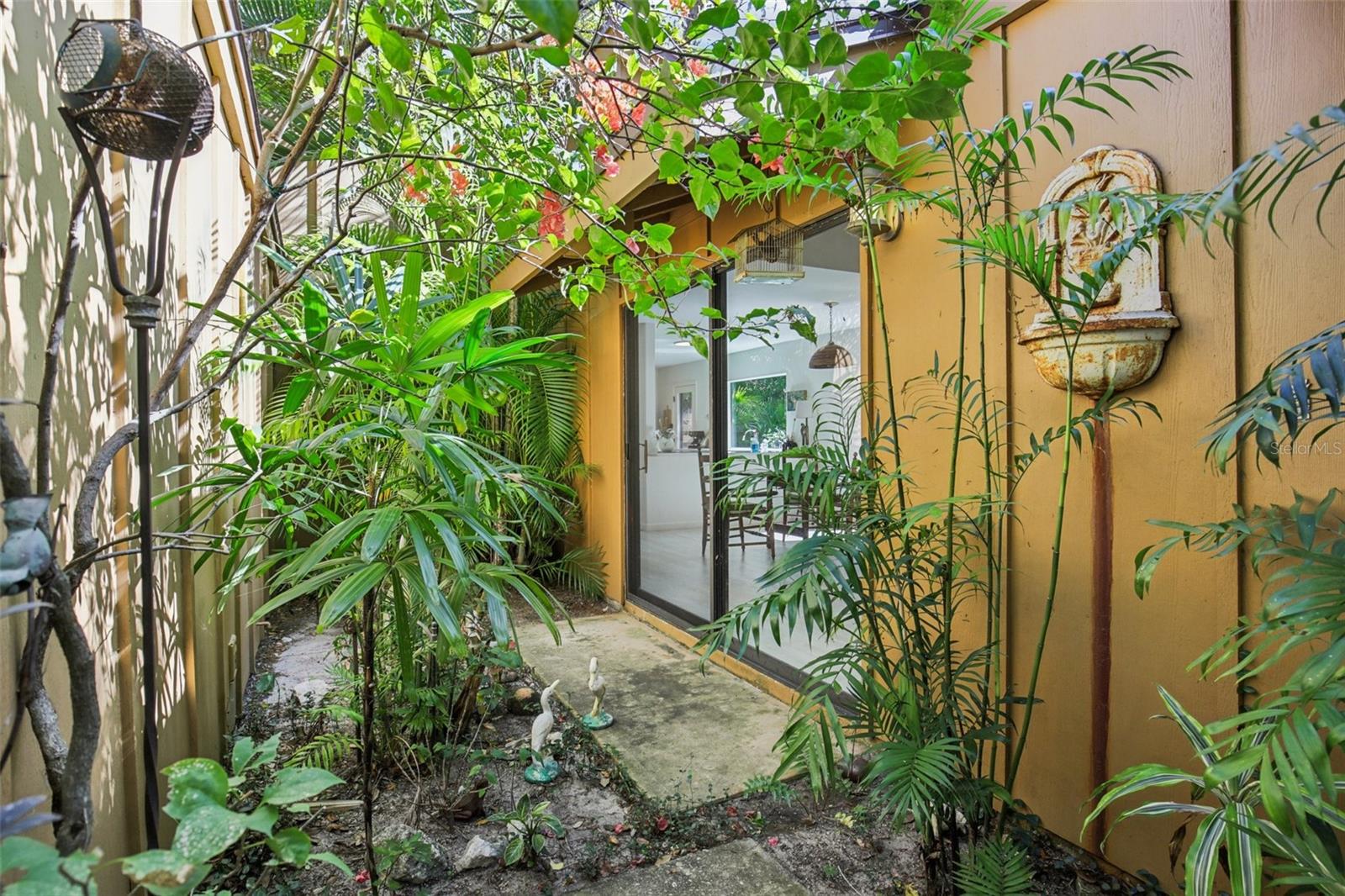 Image 6 of 55 For 2411 Pheasant Ln