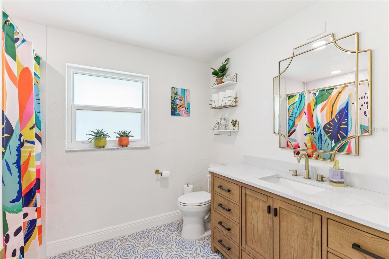 Listing photo id 20 for 6950 Grande Vista Way S