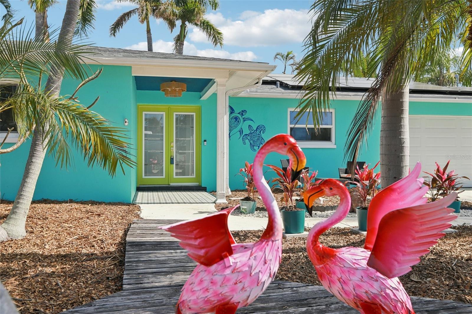 Listing photo id 3 for 6950 Grande Vista Way S