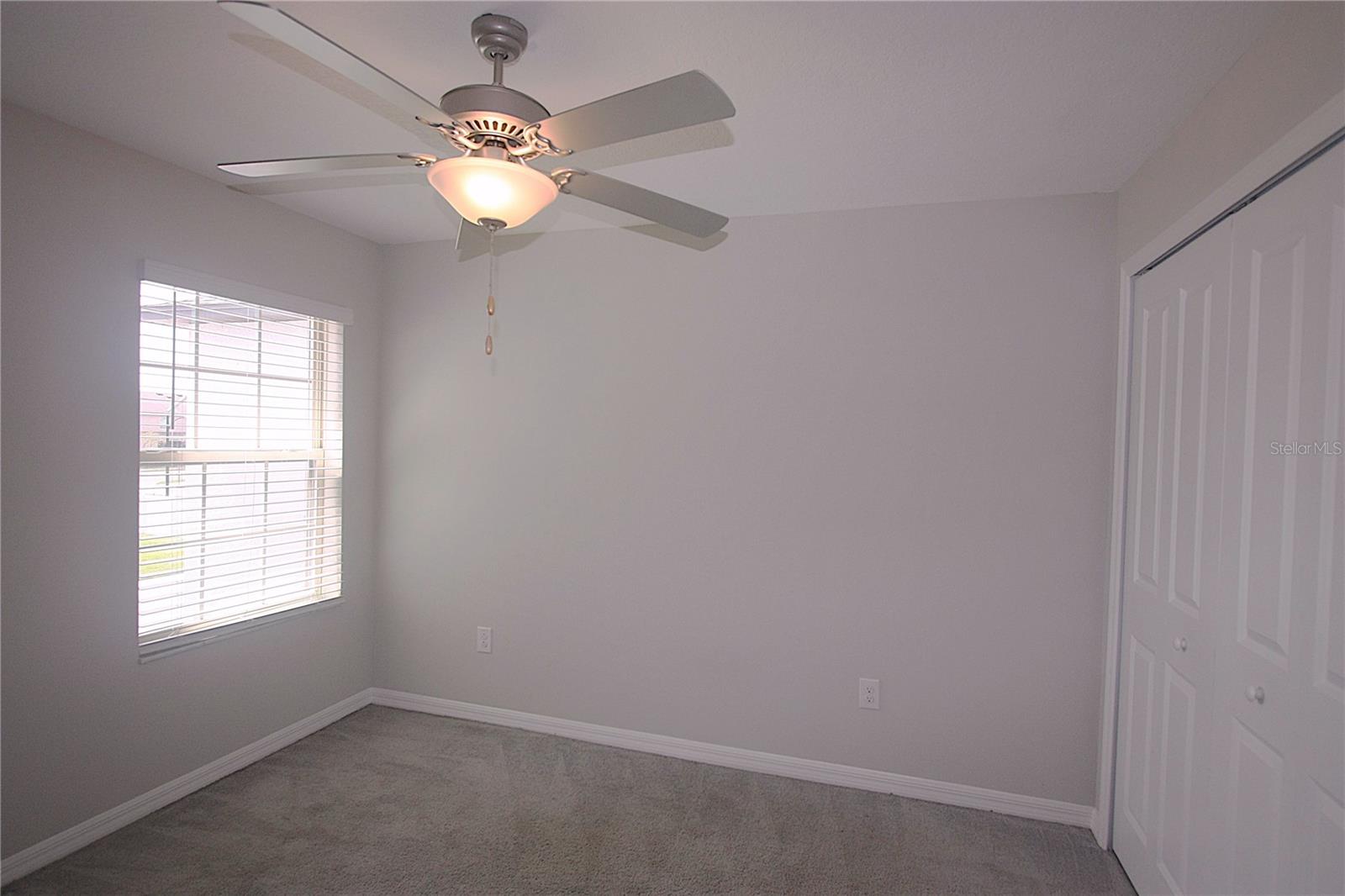 Image 14 of 17 For 812 Royal Empress Drive