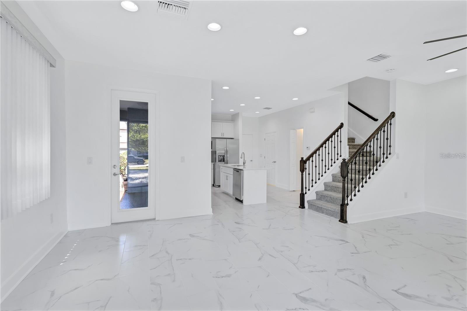 Image 8 of 38 For 5830 Circa Fishhawk Boulevard