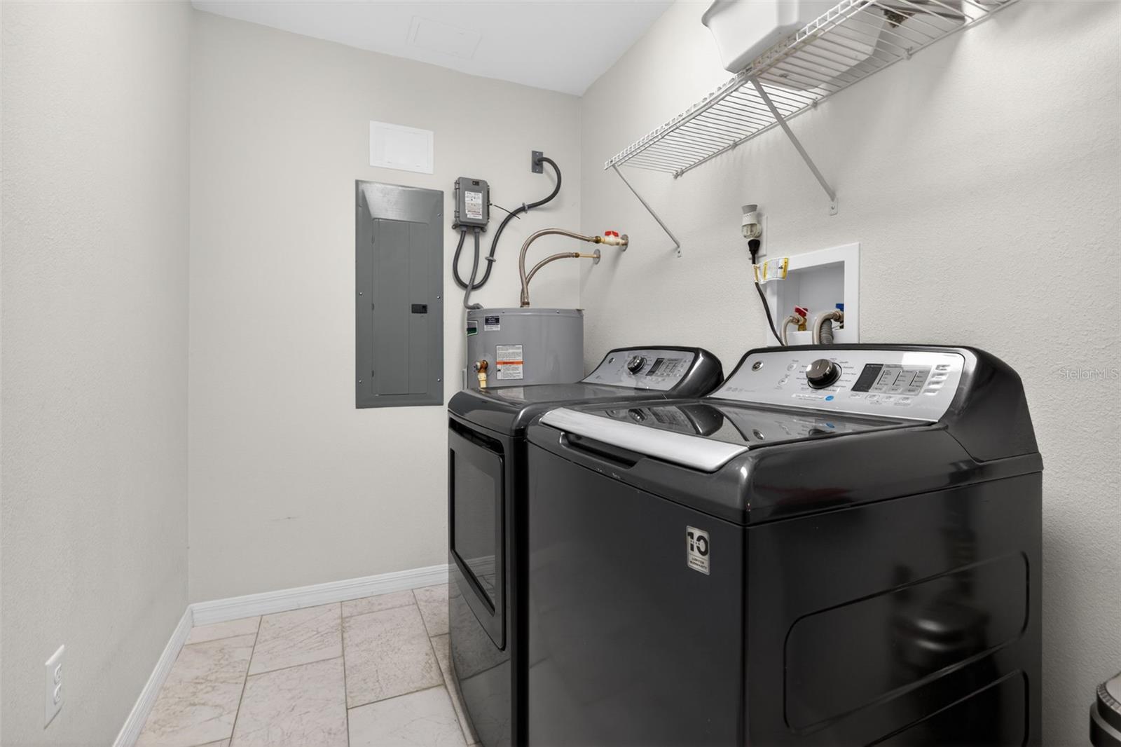 Image 26 of 38 For 6548 19th Street N