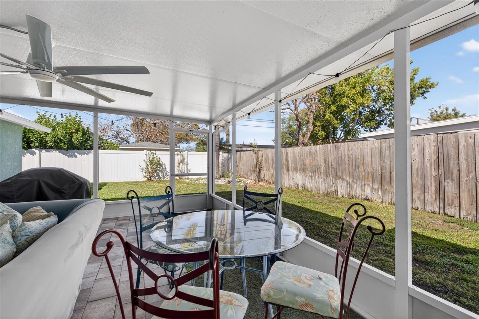 Image 33 of 38 For 6548 19th Street N