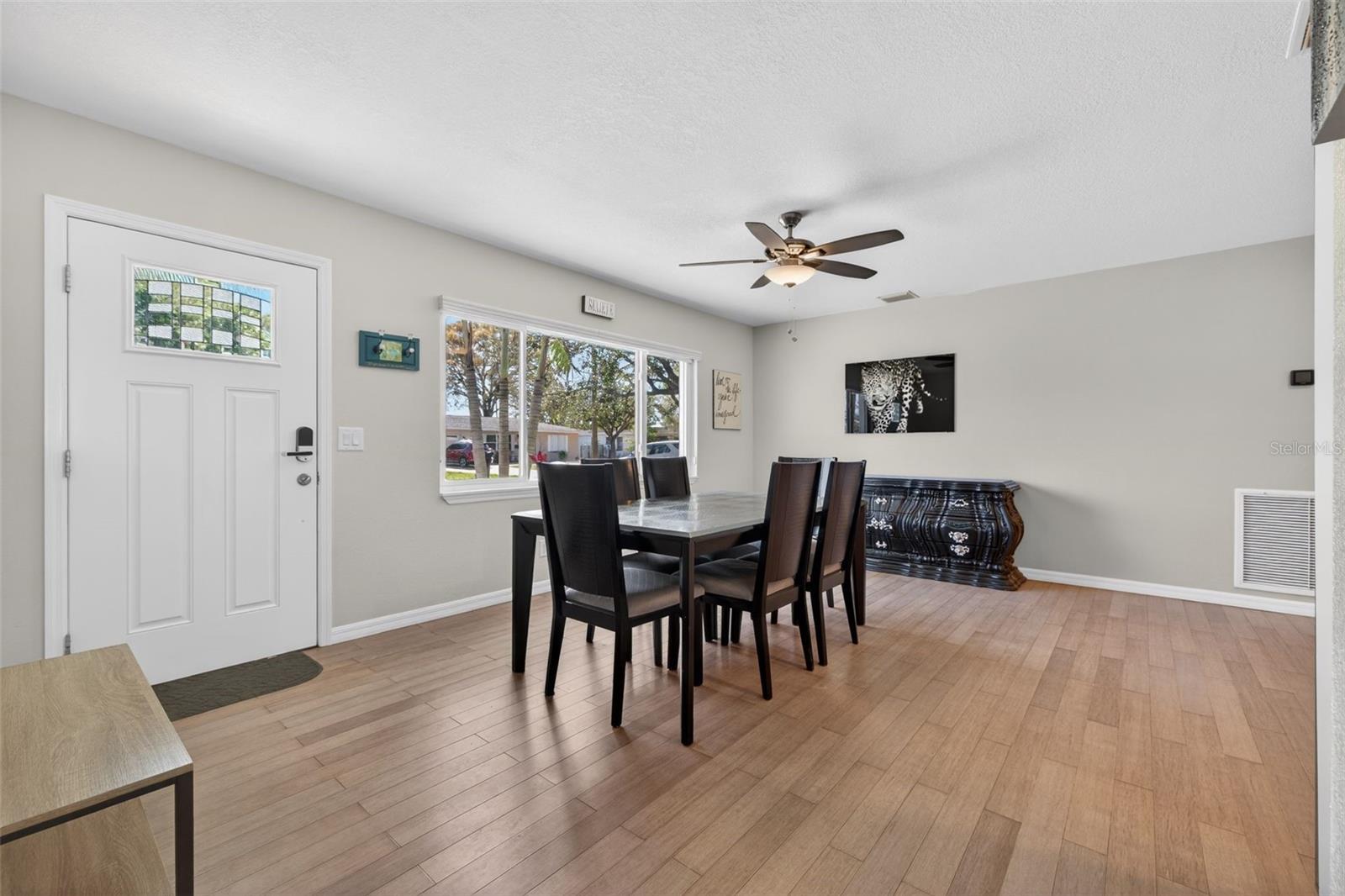 Image 8 of 38 For 6548 19th Street N