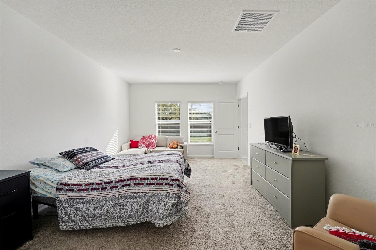 Image 16 of 20 For 425 Singing Sands Circle