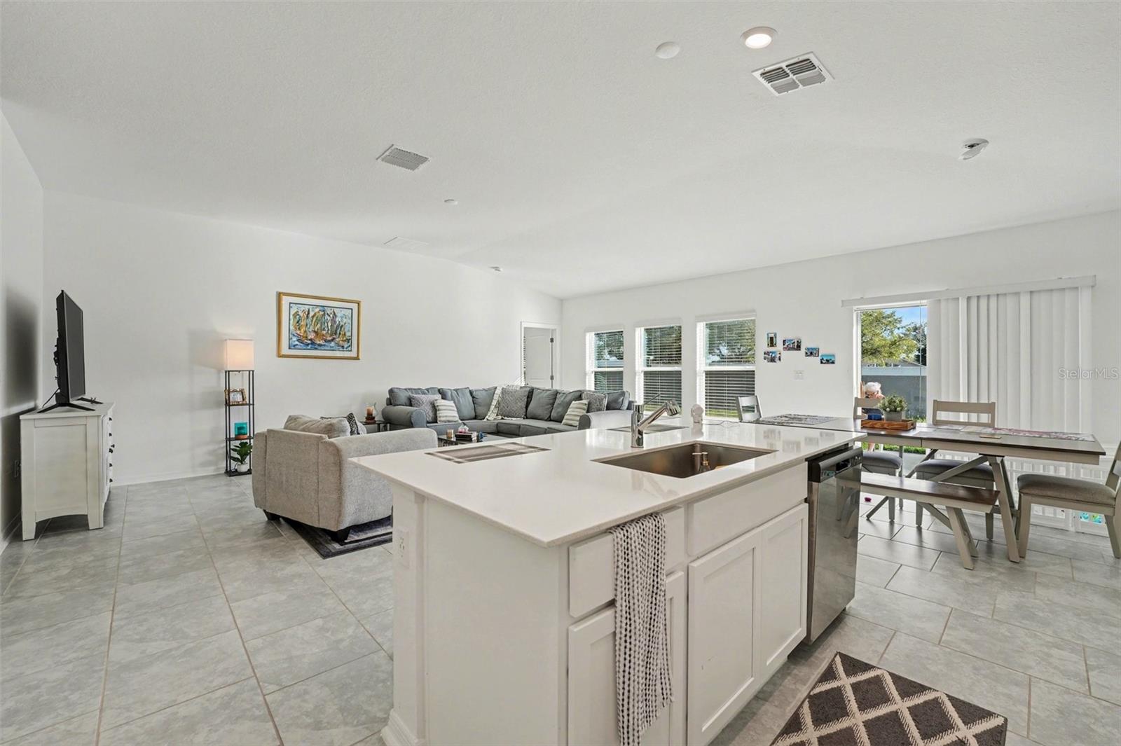 Image 6 of 20 For 425 Singing Sands Circle