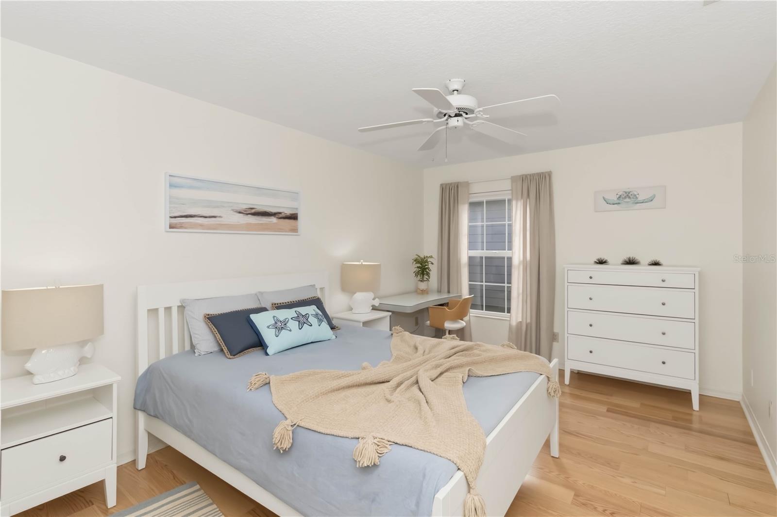 Image 22 of 34 For 37400 Derbyshire Drive