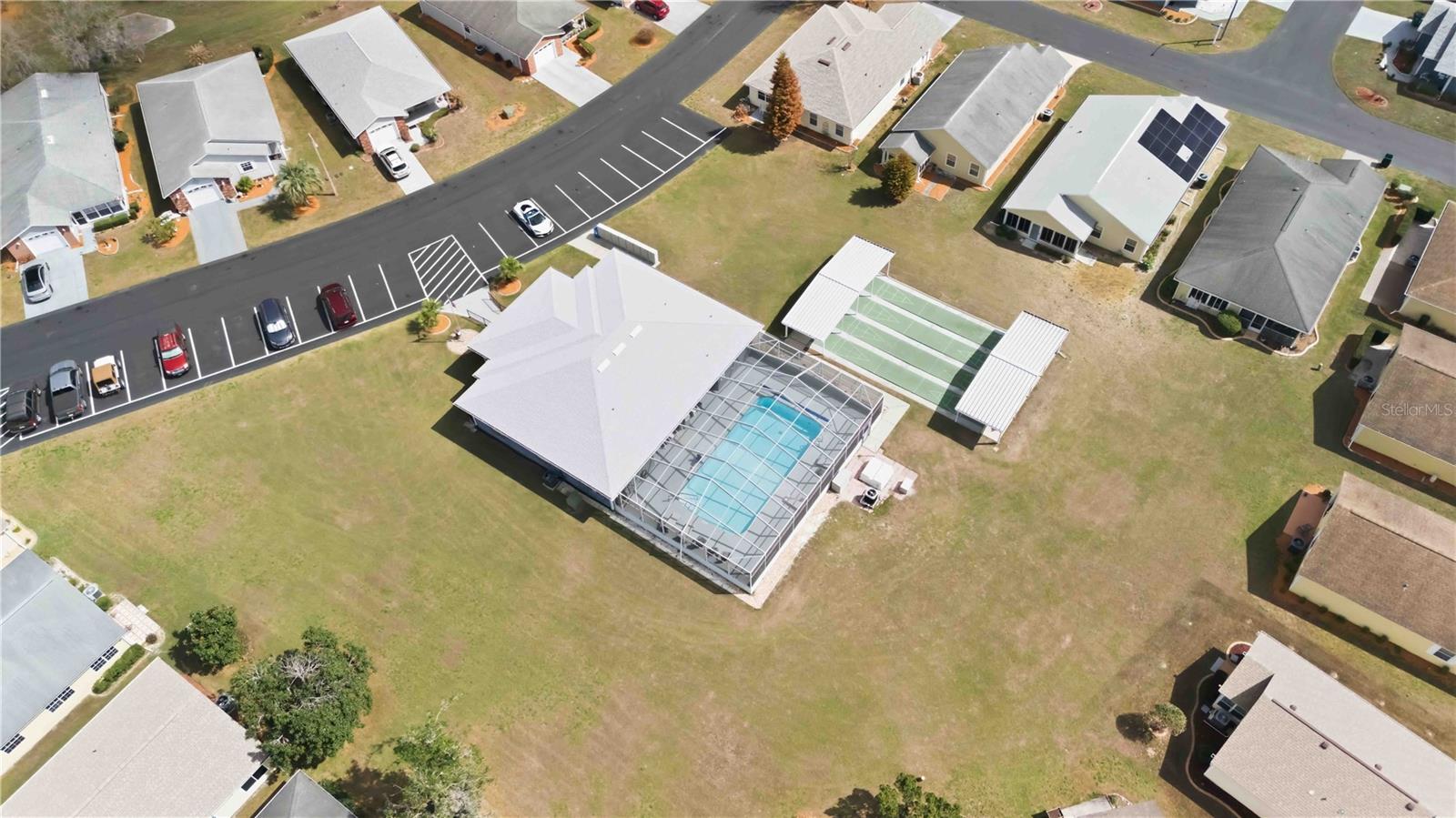 Image 33 of 34 For 37400 Derbyshire Drive