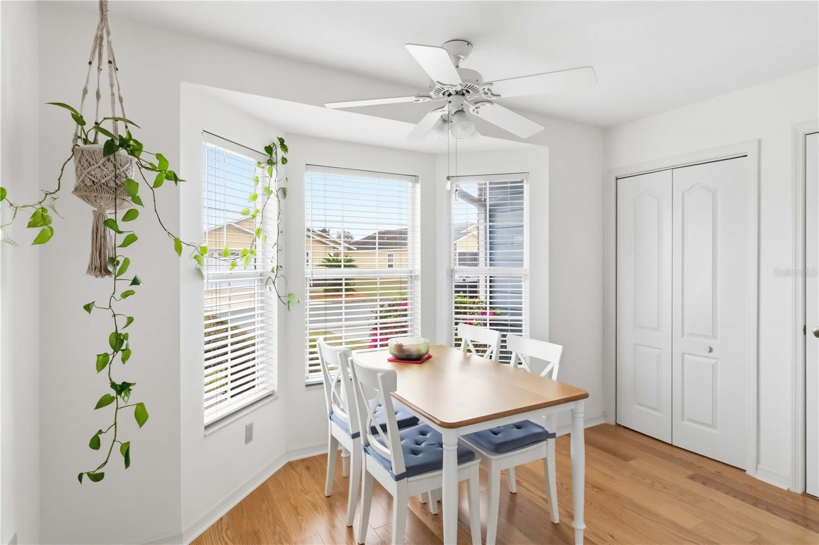 Image 5 of 34 For 37400 Derbyshire Drive