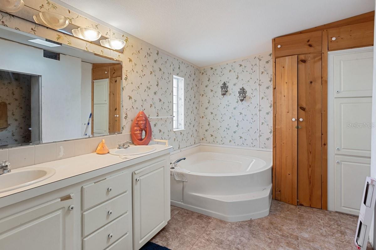 Image 19 of 20 For 2008 Colson Road