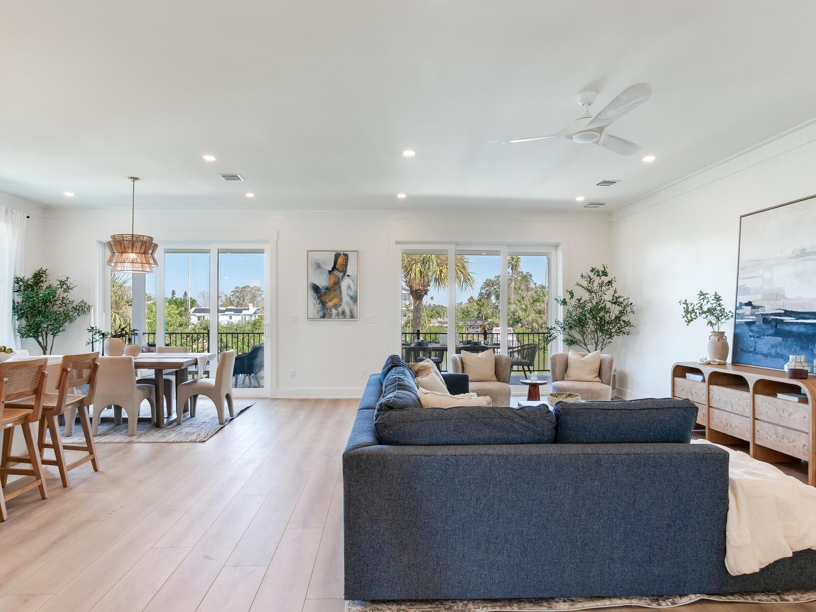 Image 11 of 57 For 17030 Dolphin Drive