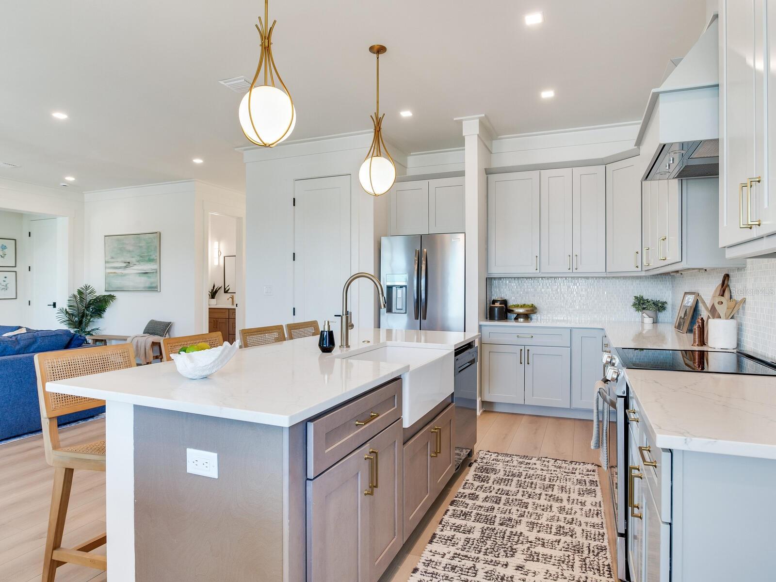 Image 26 of 57 For 17030 Dolphin Drive