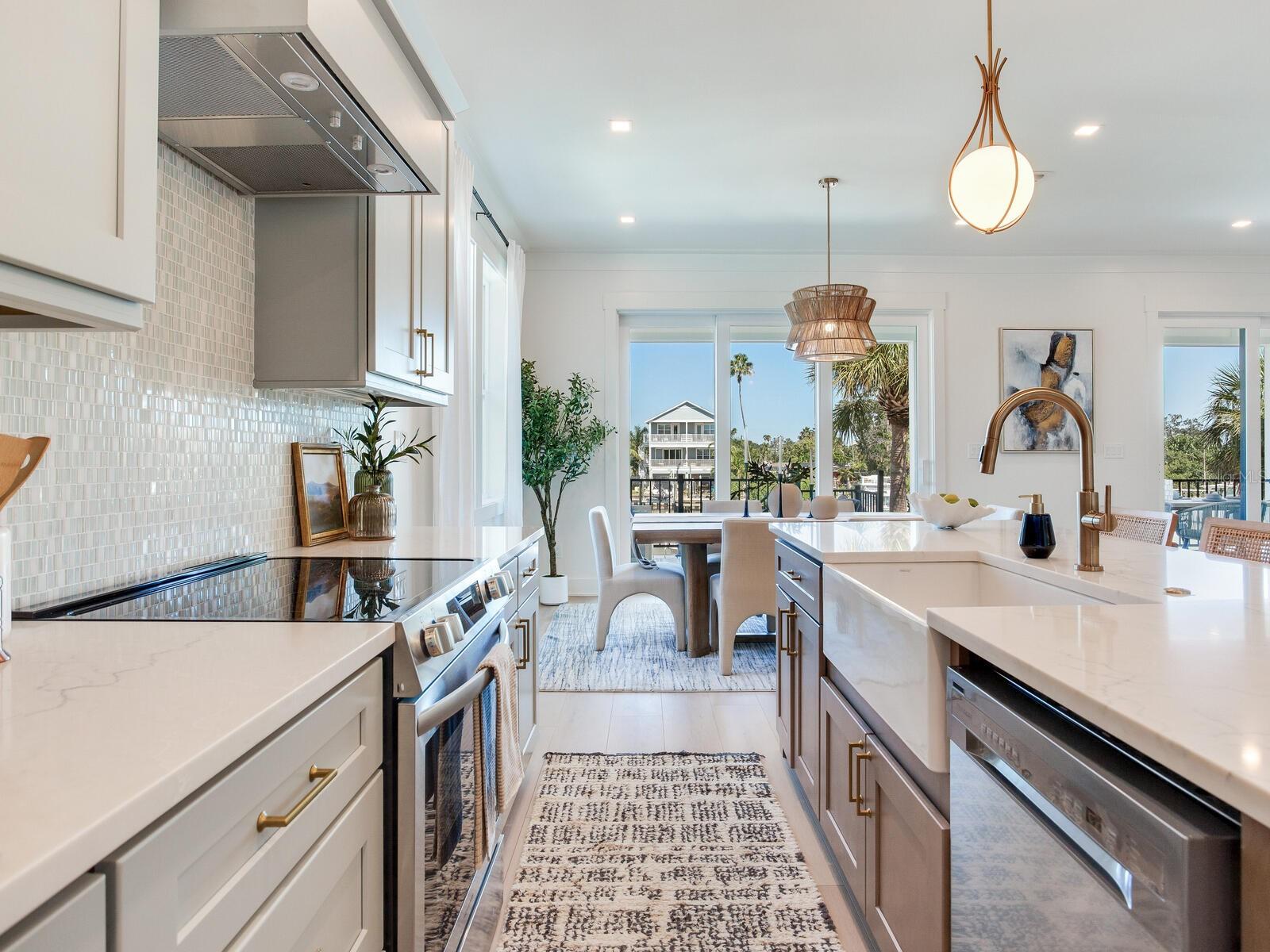 Image 32 of 57 For 17030 Dolphin Drive