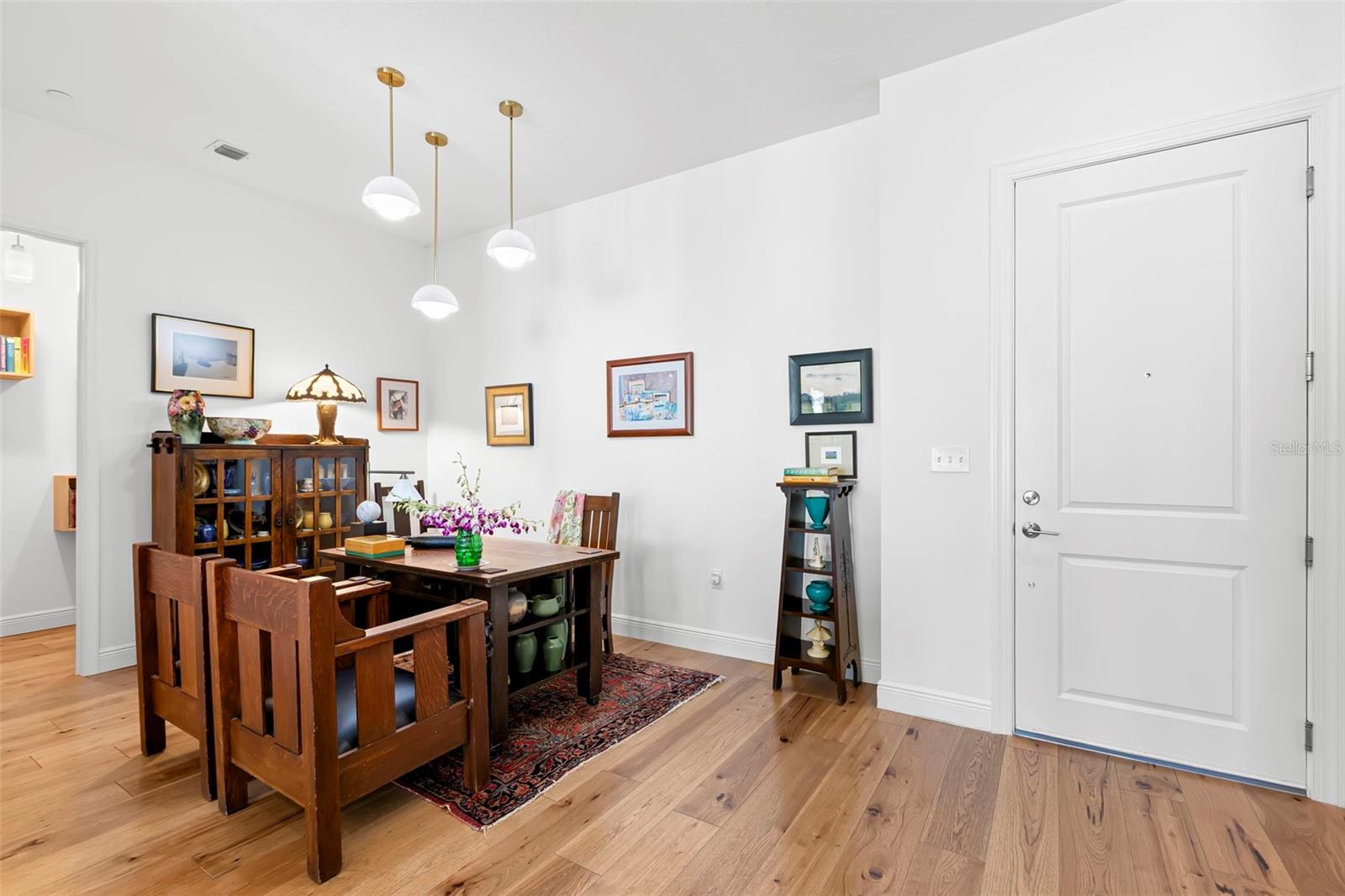 Image 13 of 48 For 644 3rd Avenue S 507