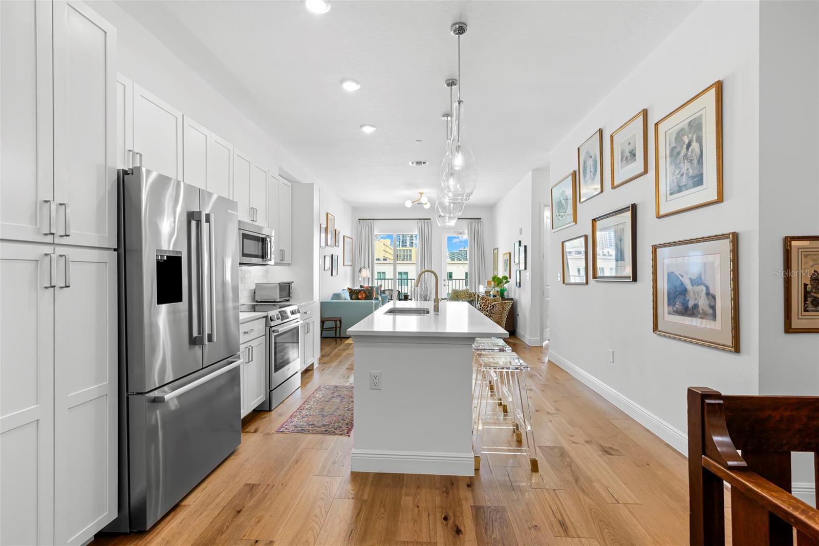 Image 6 of 48 For 644 3rd Avenue S 507