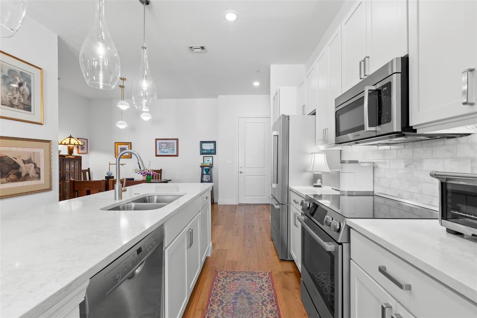 Image 8 of 48 For 644 3rd Avenue S 507