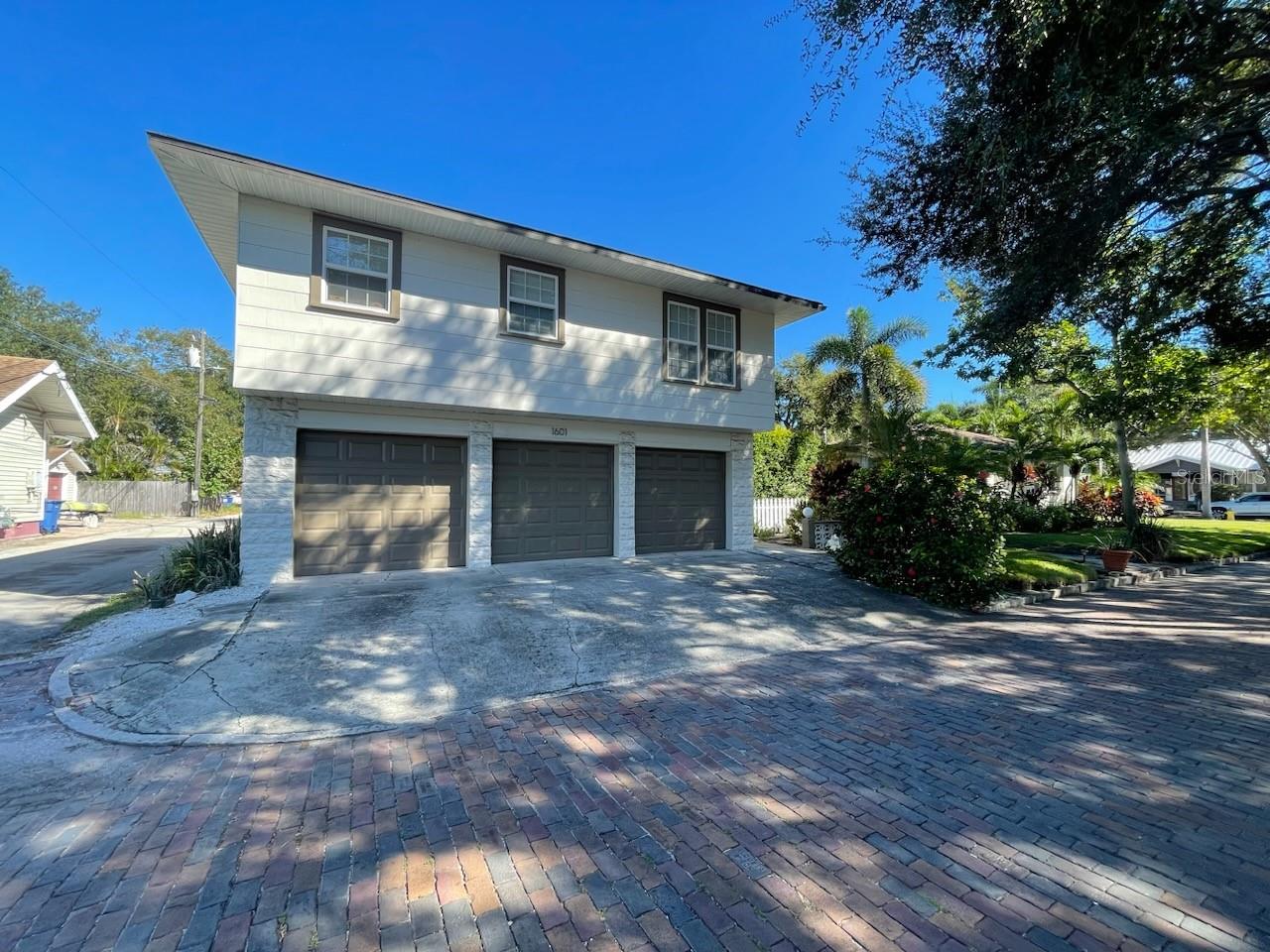 Details for 1601 11 Street N, ST PETERSBURG, FL 33704