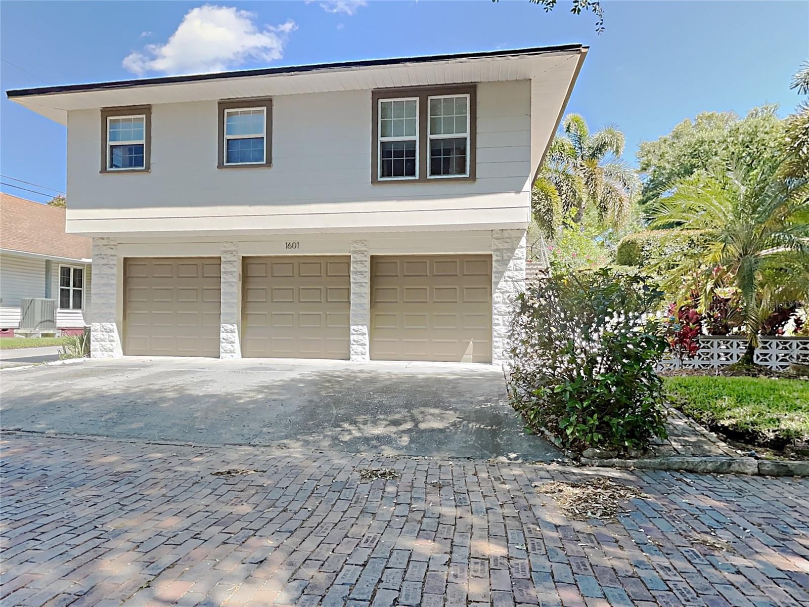 Image 14 of 22 For 1601 11 Street N