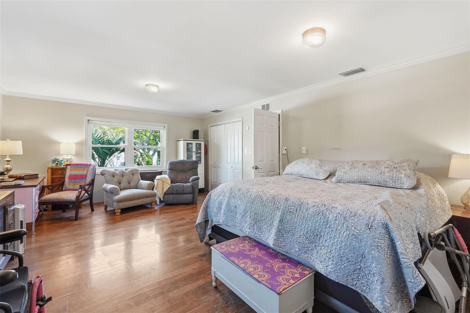 Image 13 of 30 For 155 6th Street Ne